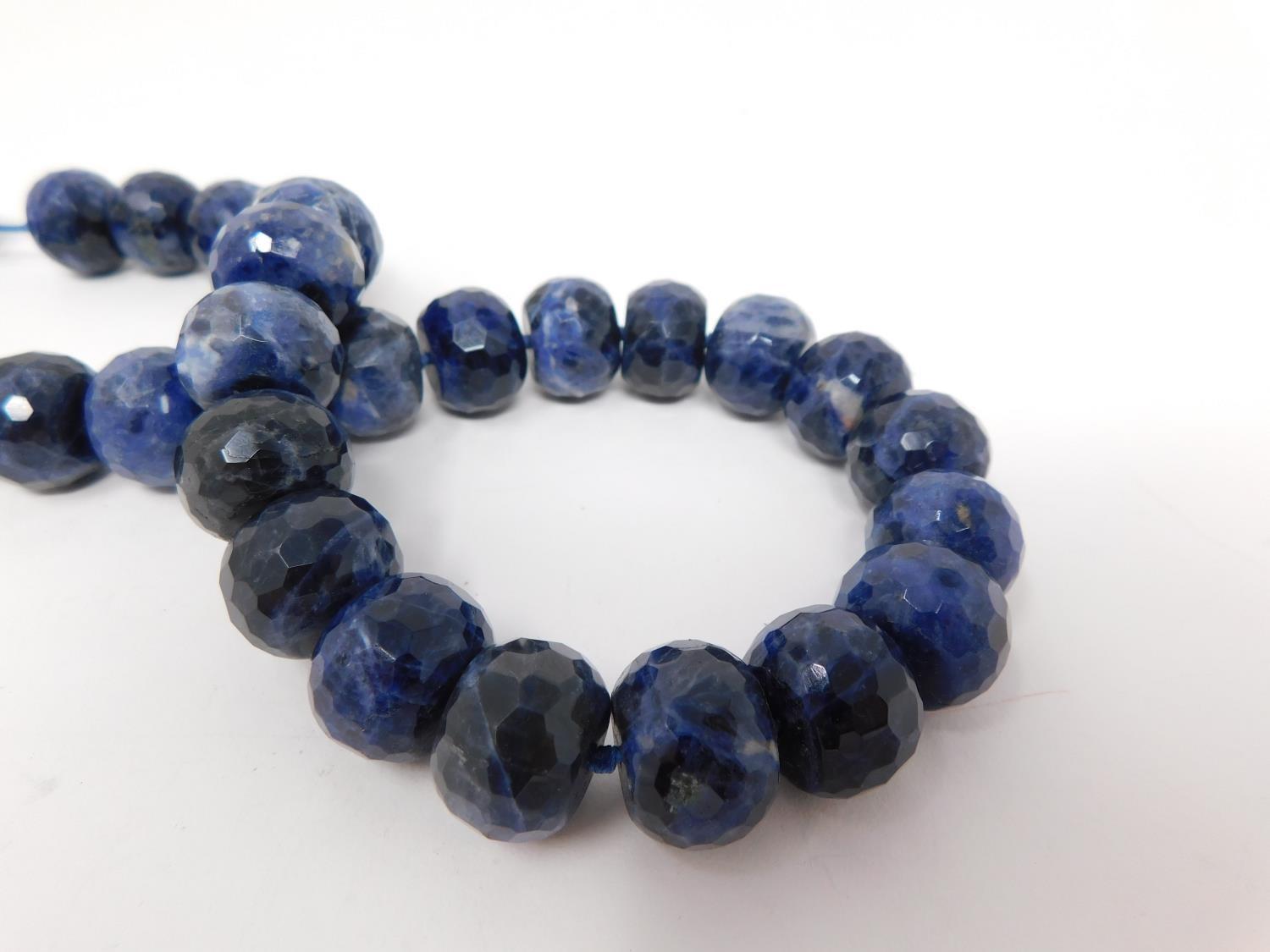 A honeycomb faceted Sodalite bead nacklace with Lapis Lazuli silk chord loop clasp. Comprised of - Image 6 of 10