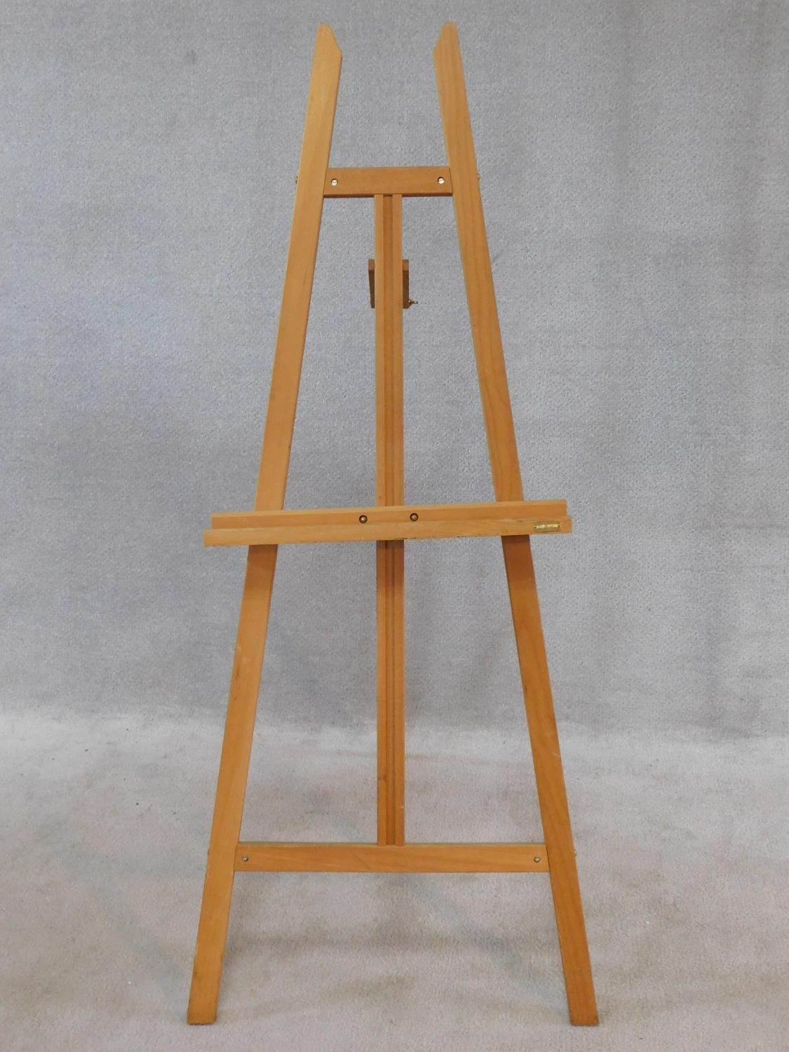 A beech framed Daler Rowney adjustable artist's easel. H.164cm - Image 2 of 4