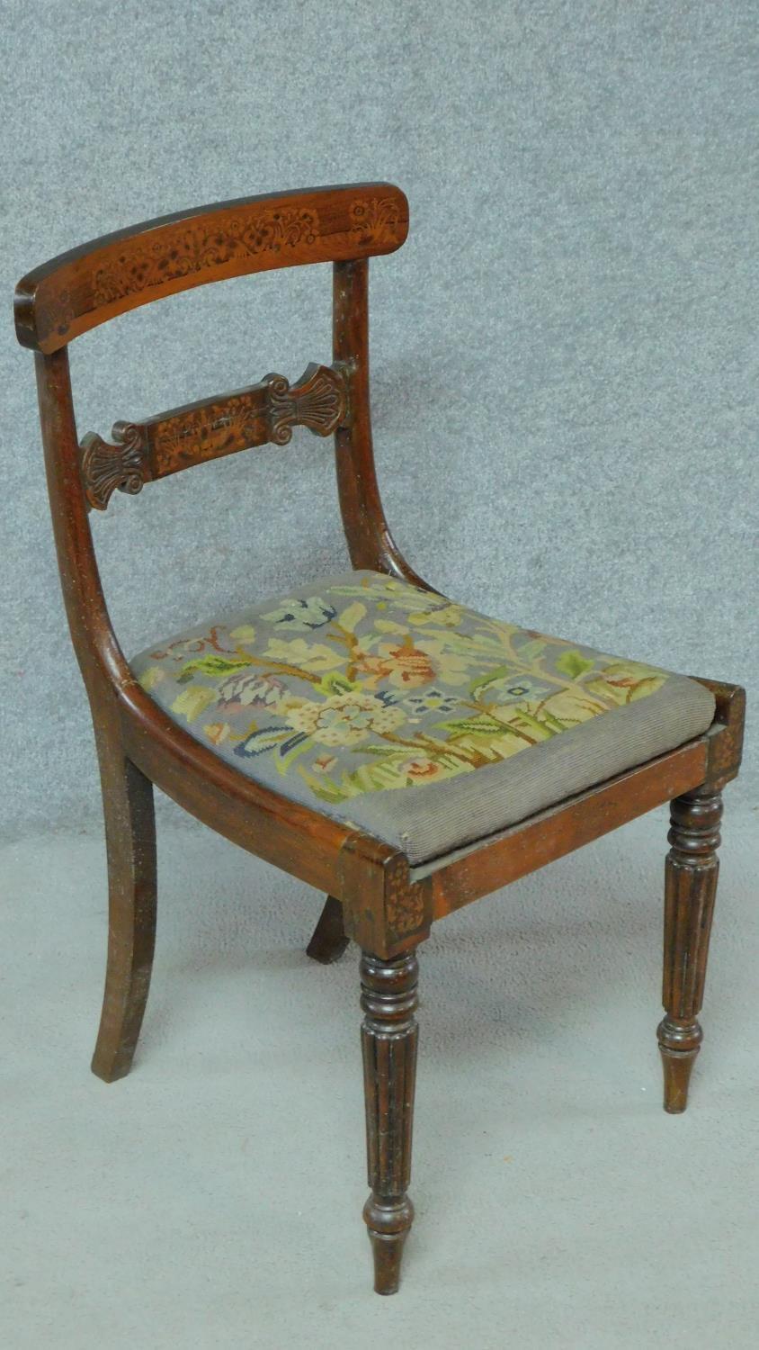 A set of six George IV faux rosewood and satinwood inlaid bar back dining chairs with drop in - Image 5 of 8