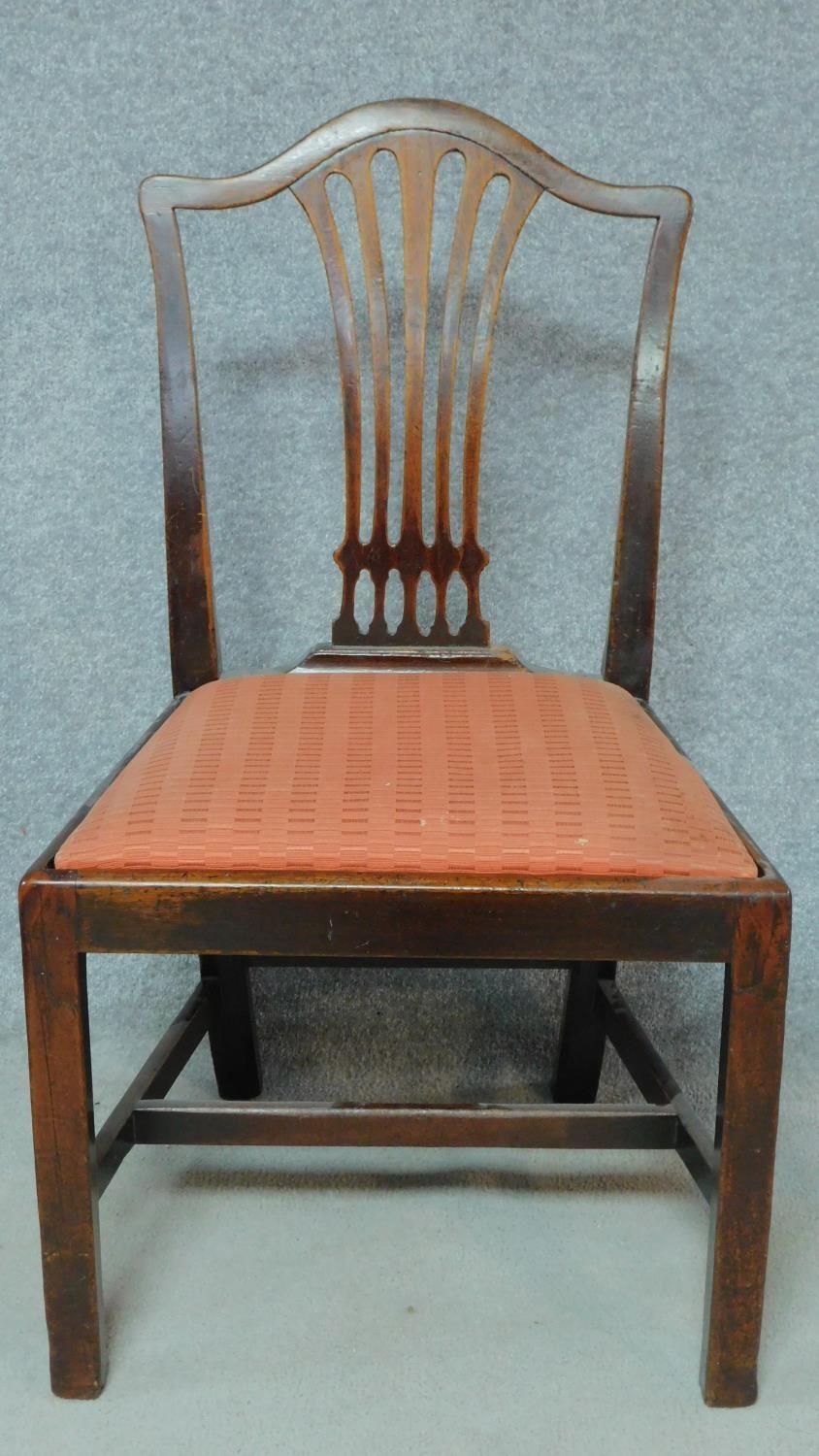 A set of six late 19th century mahogany Chippendale style dining chairs with vase shaped splat backs - Image 2 of 6
