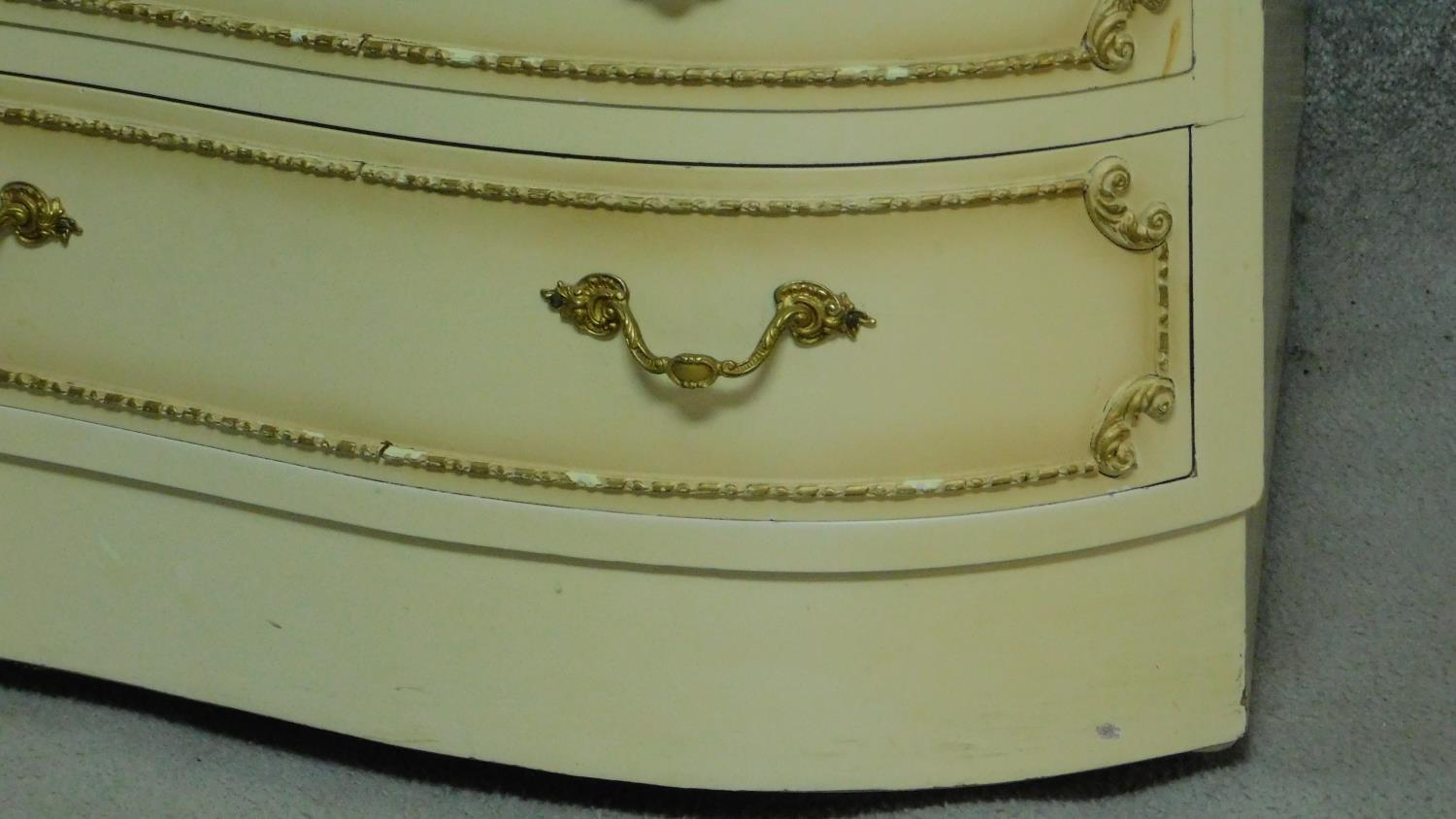 A mid century vintage cream and gilt sideboard or long dressing table fitted with kneehole section - Image 5 of 6