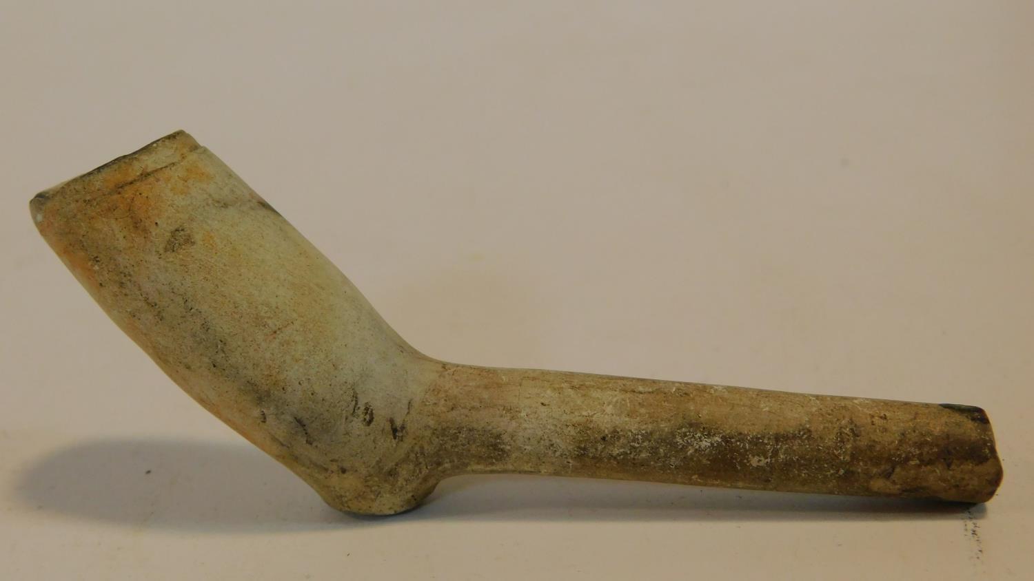 Two antique clay pipes along with two vintage chrome and wood pipes. One of the clay pipes is - Image 7 of 18