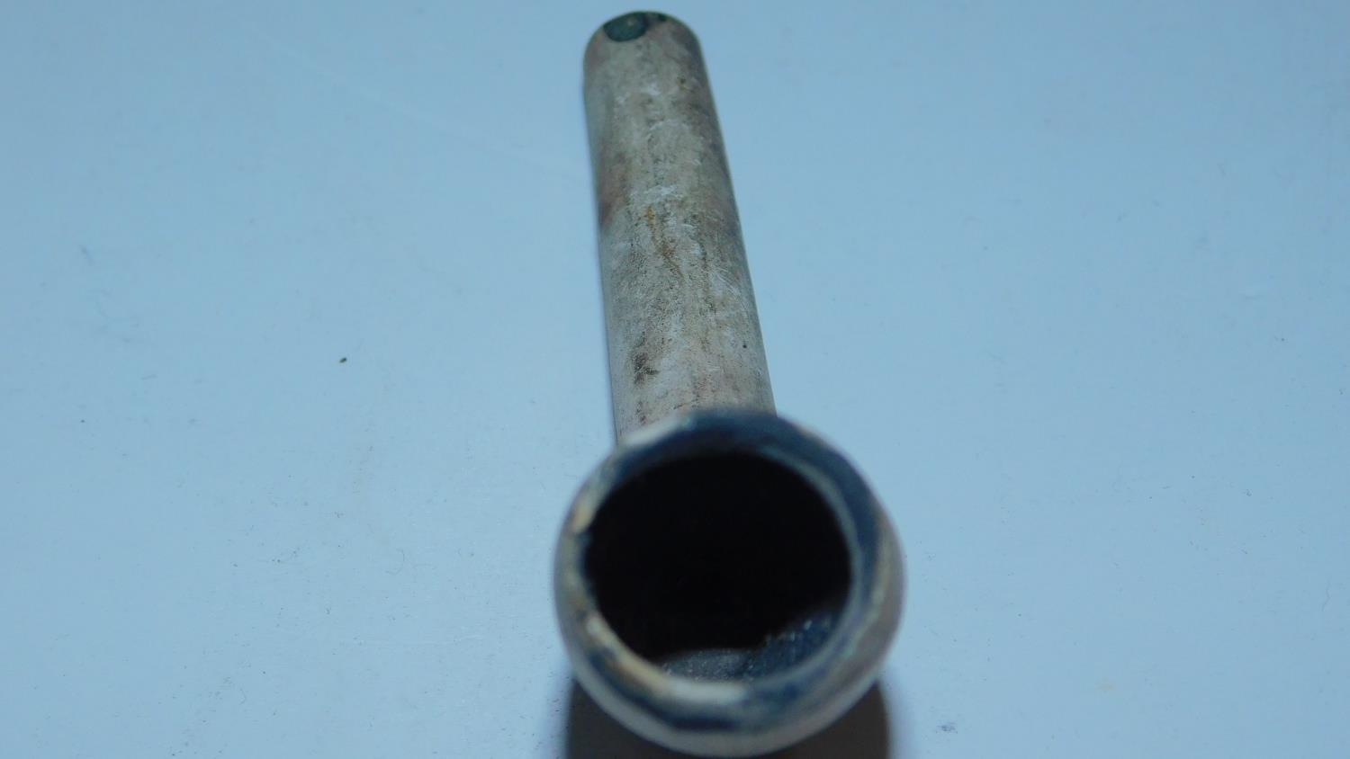 Two antique clay pipes along with two vintage chrome and wood pipes. One of the clay pipes is - Image 8 of 18