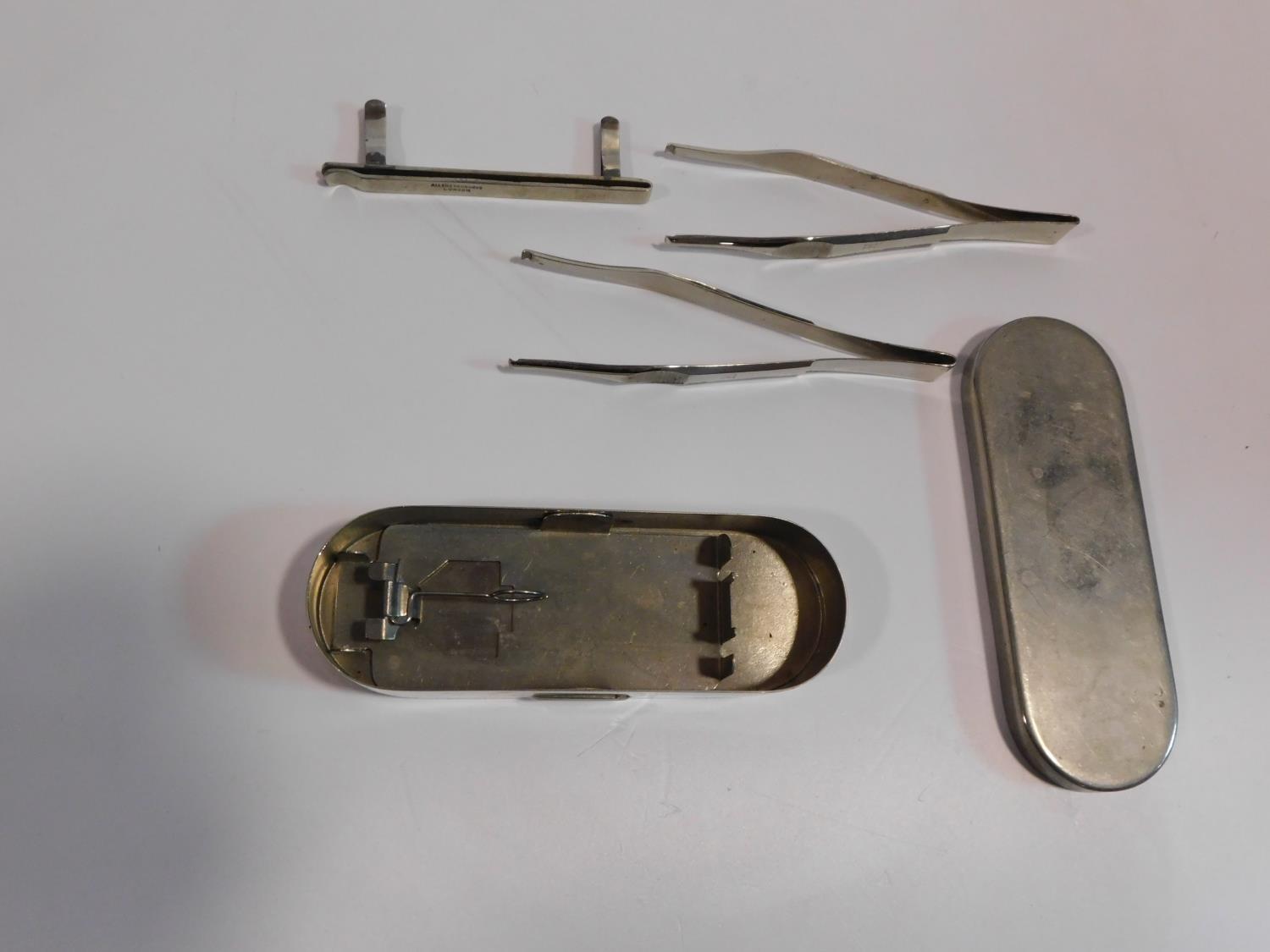 A 19th century Chas. F Thackray Ltd. lockable fitted cased chemistry/medical set. Contains; litmus - Image 9 of 19