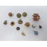 A collection of antique and vintage jewellery. Including foil stone set lantern shaped pendant,