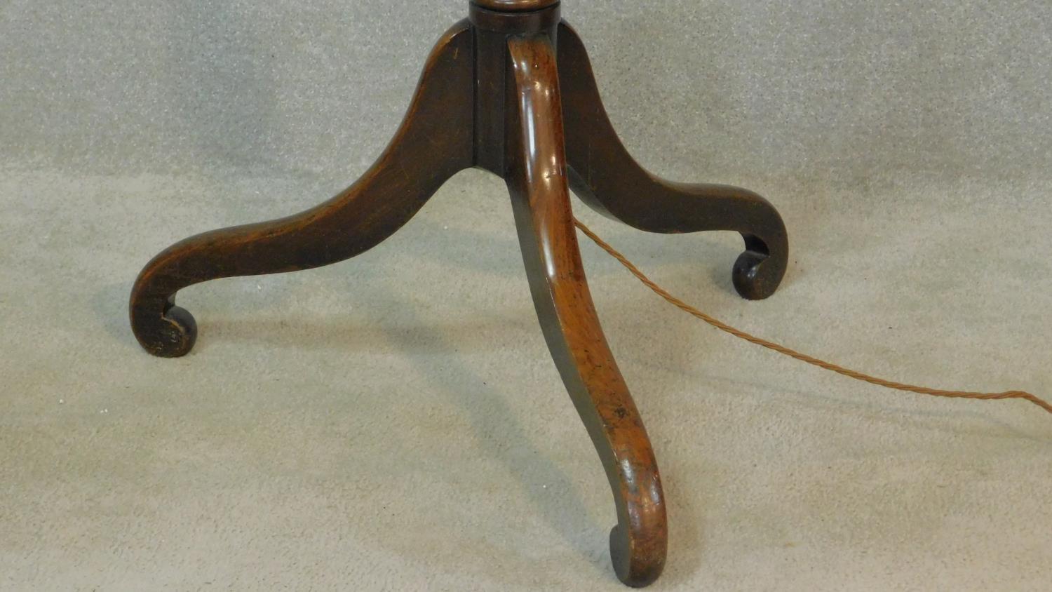 An early 20th century mahogany standard lamp with turned column on tripod cabriole supports. H.184cm - Image 5 of 6