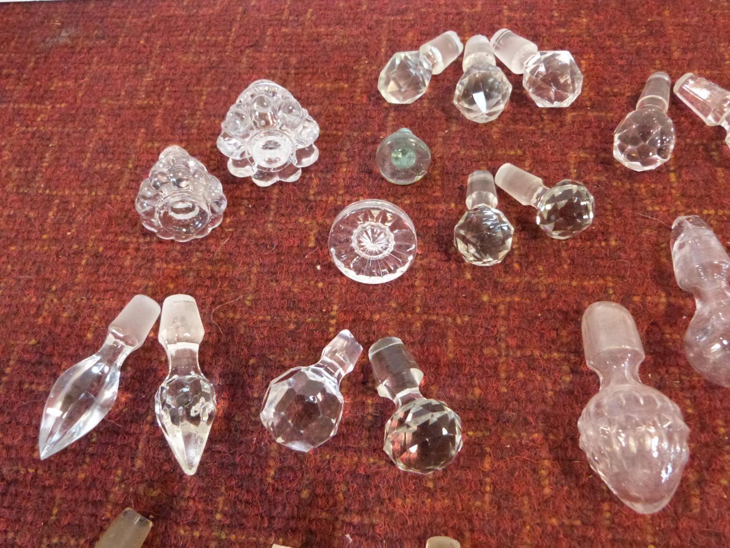 A miscellaneous collection of twenty nine cut crystal and other decanter and scent bottle - Image 2 of 4
