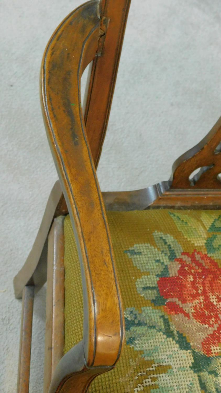 A Georgian mahogany framed armchair with pierced shaped splat above tapestry upholstered drop in - Image 6 of 7