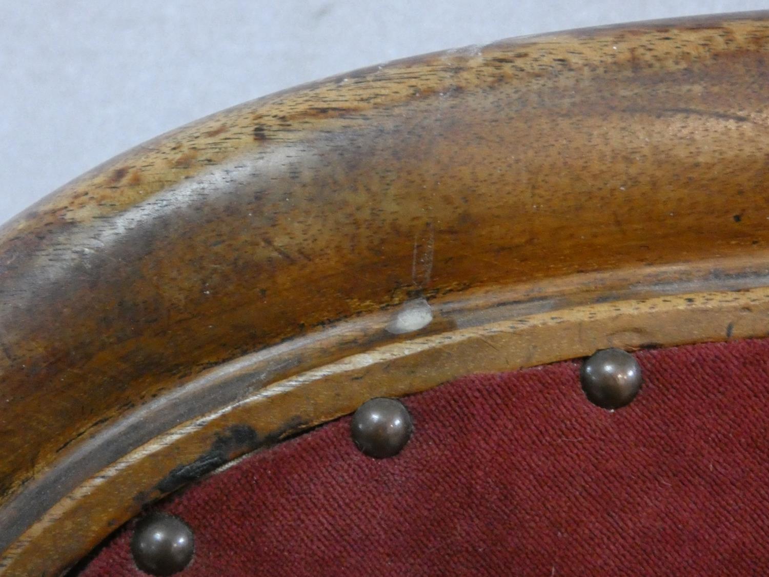 A set of four Victorian mahogany hooped back dining chairs in burgundy velour upholstery on reeded - Image 9 of 9