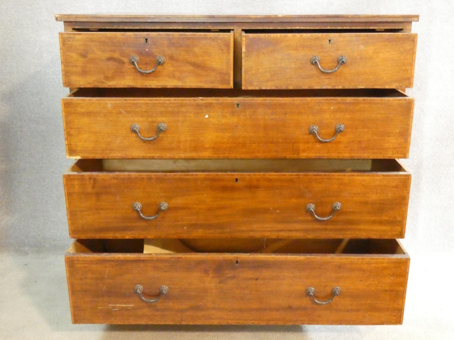 An Edwardian mahogany and satinwood with ebony inlaid chest of two short over three long drawers - Image 3 of 6