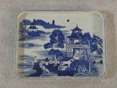 A Ming dynasty Chinese export Canton blue and white porcelain octagonal tea tray with hand painted