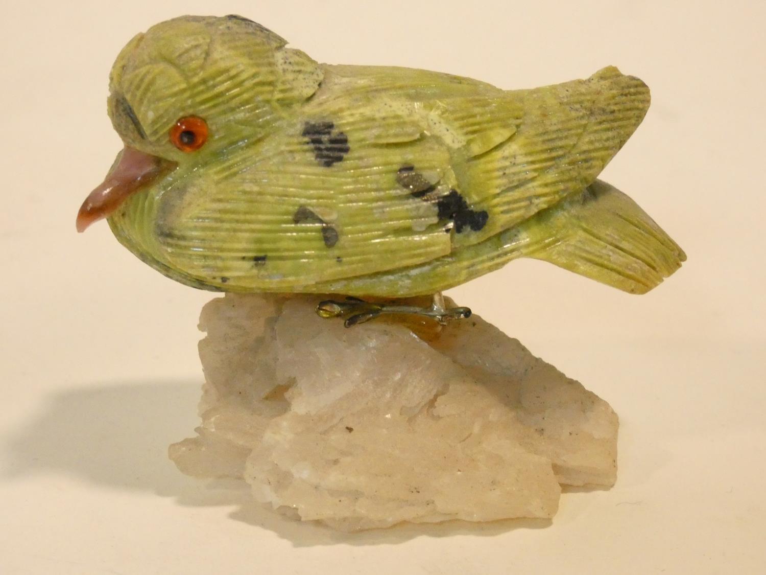 A collection of five carved bird figures from various gemstones standing on naturalistic quartz rock - Image 3 of 6