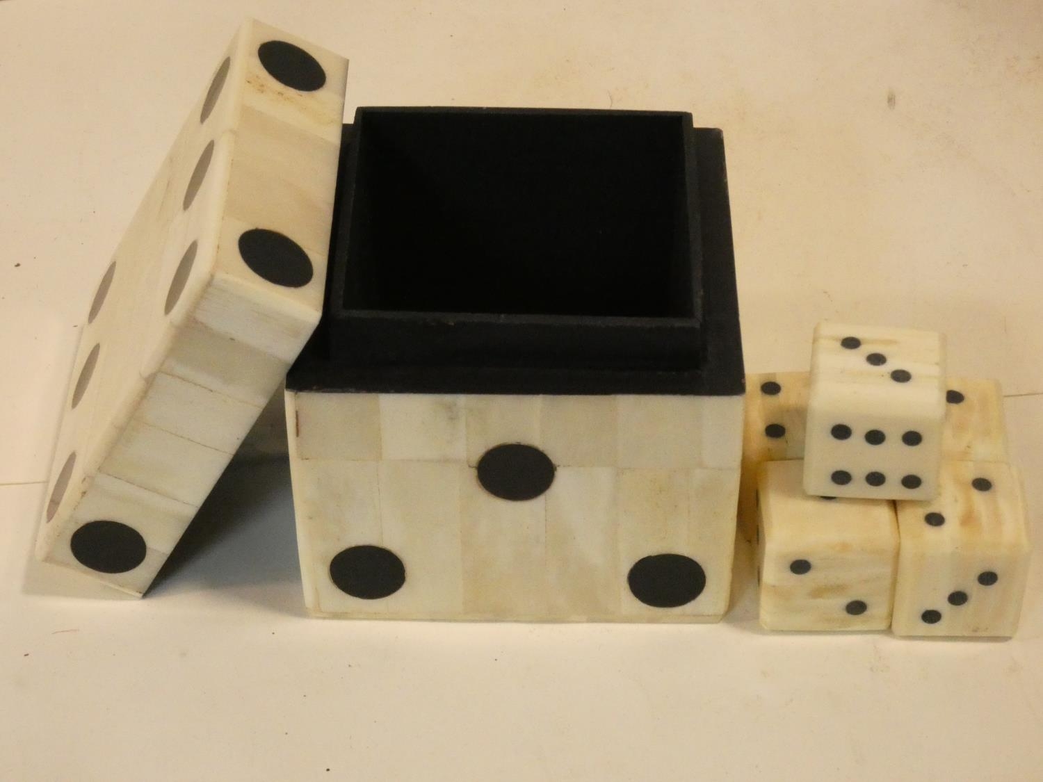 A brass bound coromandel and ivory inlaid box, a bone and horn inlaid box and a dice box. H.10 W. - Image 3 of 6