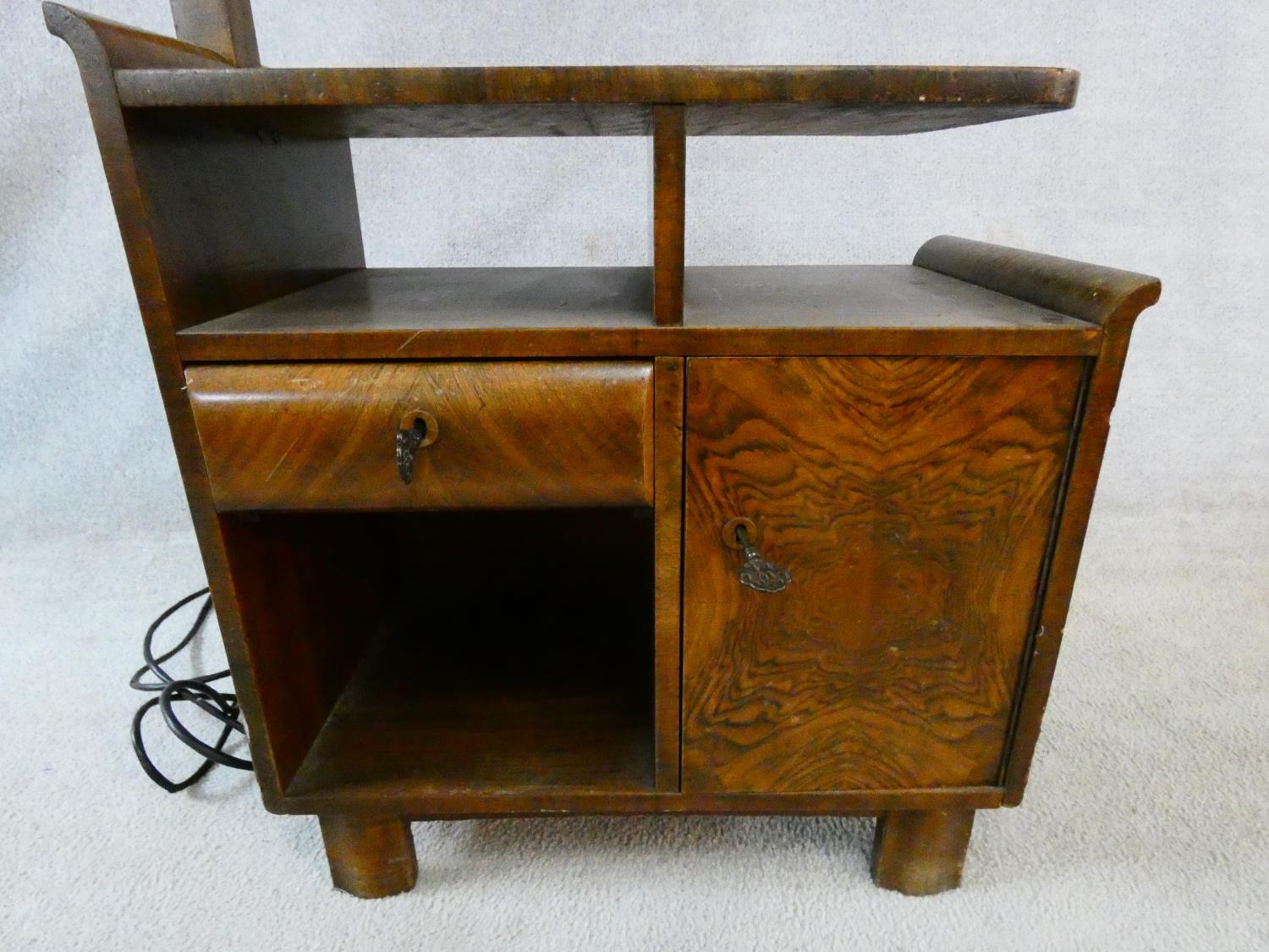 A mid century figured walnut Art Deco style standard lamp and integral side cabinet fitted with - Image 4 of 14