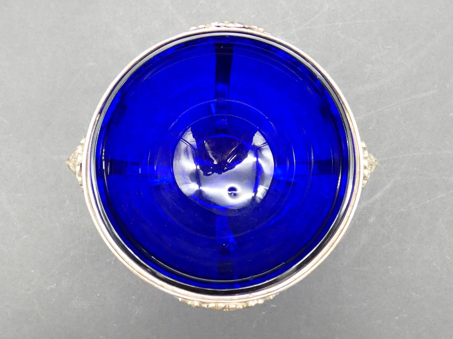 A blue velvet lined Victorian cushion shaped sterling silver ring box, hallmarked: HWLd for Henry - Image 10 of 10