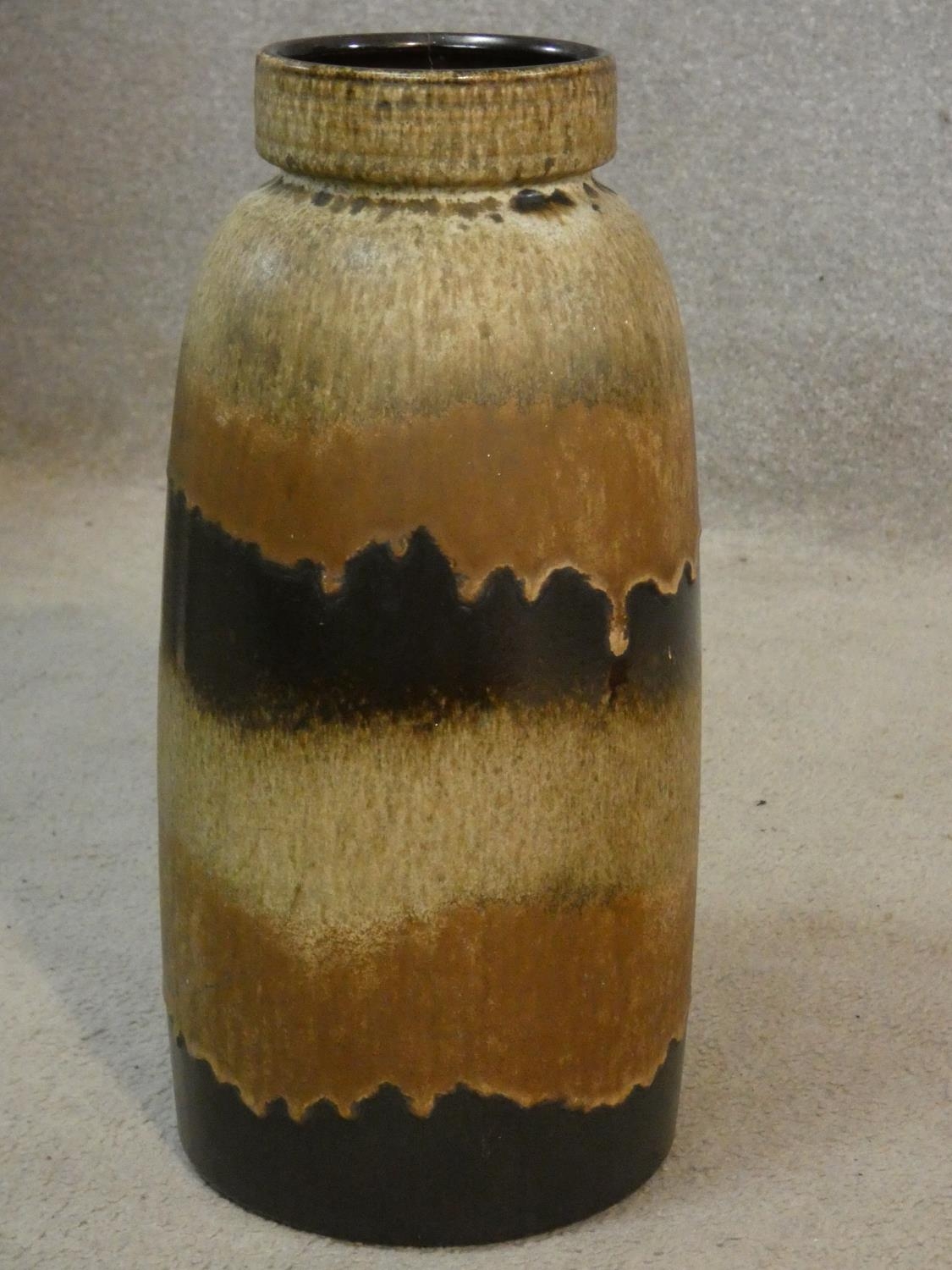 A collection of three ceramic items. Including a large West German glazed ceramic vase. with - Image 2 of 8