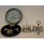 A collection of antique silver. Including a pair of cased silver salts, a silver toast rack and a