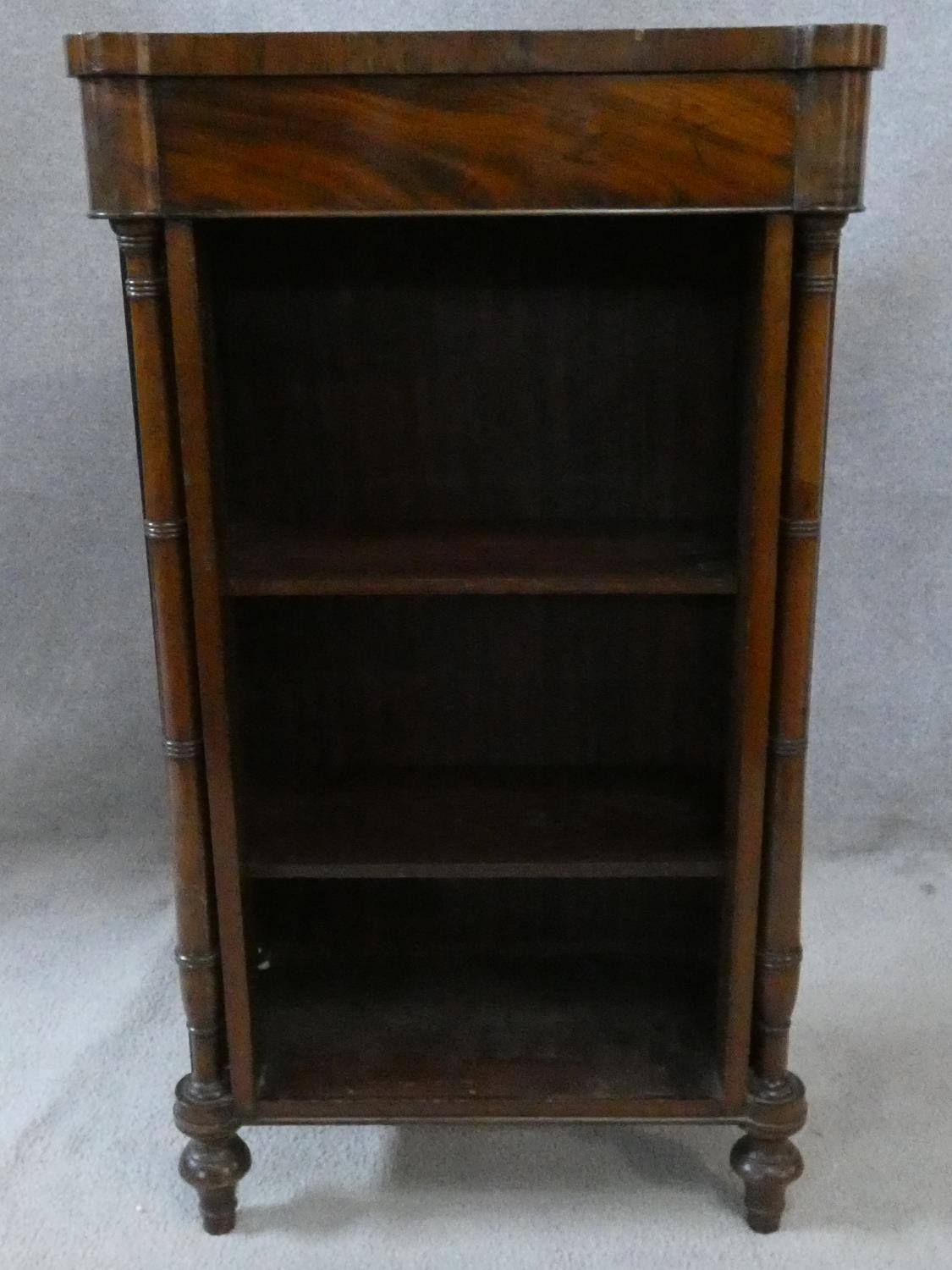 A pair of 19th century figured mahogany dwarf open bookcases fitted with adjustable shelves - Image 2 of 7