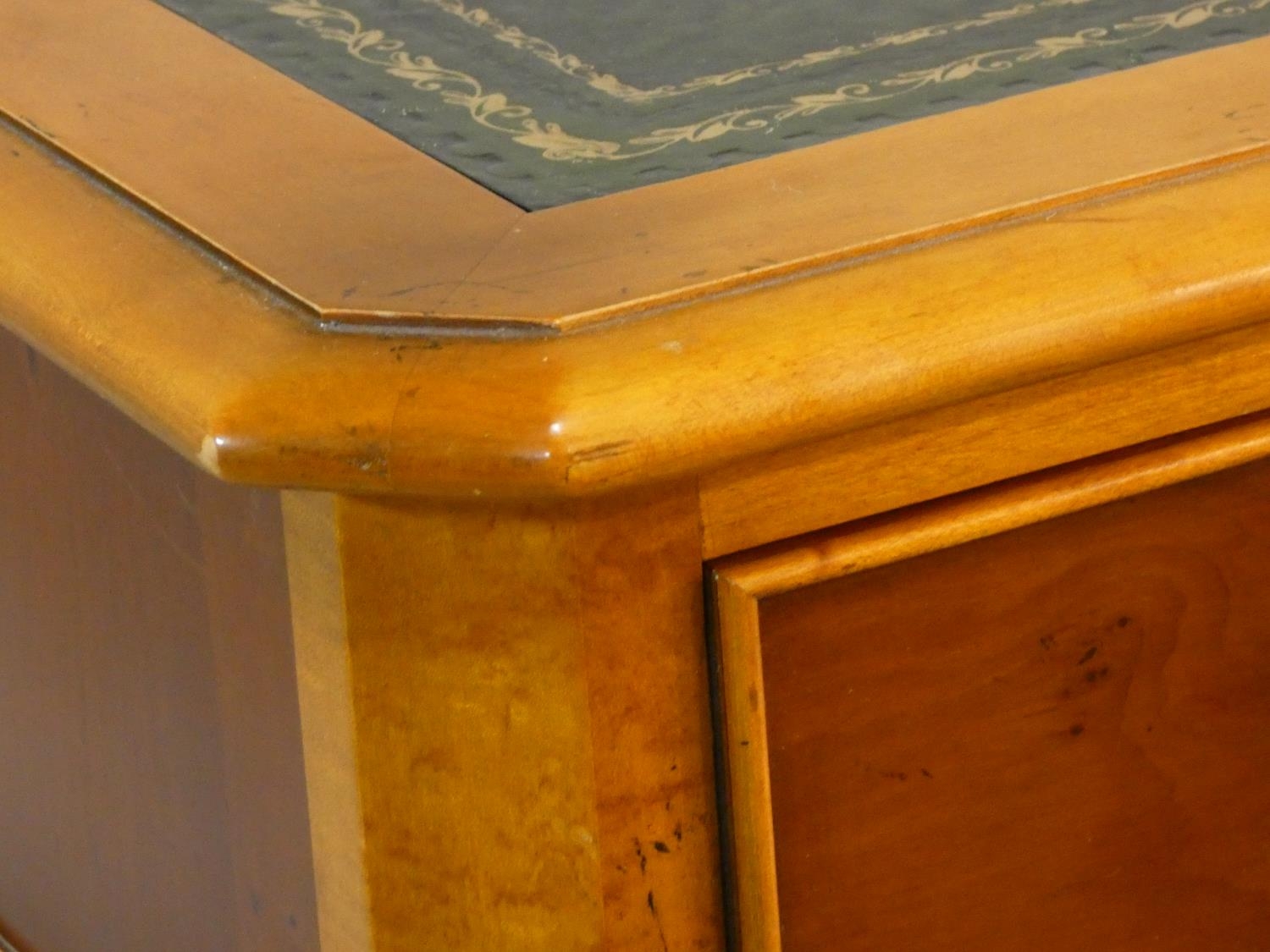 A Georgian style yew pedestal desk with inset tooled leather top above an arrangement of nine - Image 4 of 6