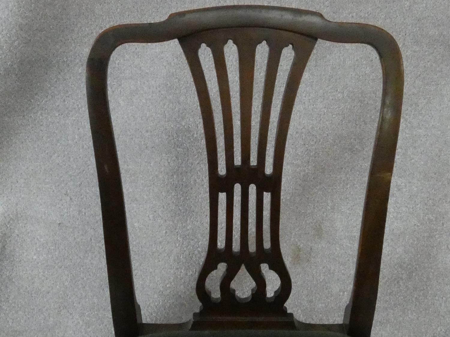 A set of eight late 19th century Georgian style mahogany dining chairs with pierced vase splats - Image 4 of 12