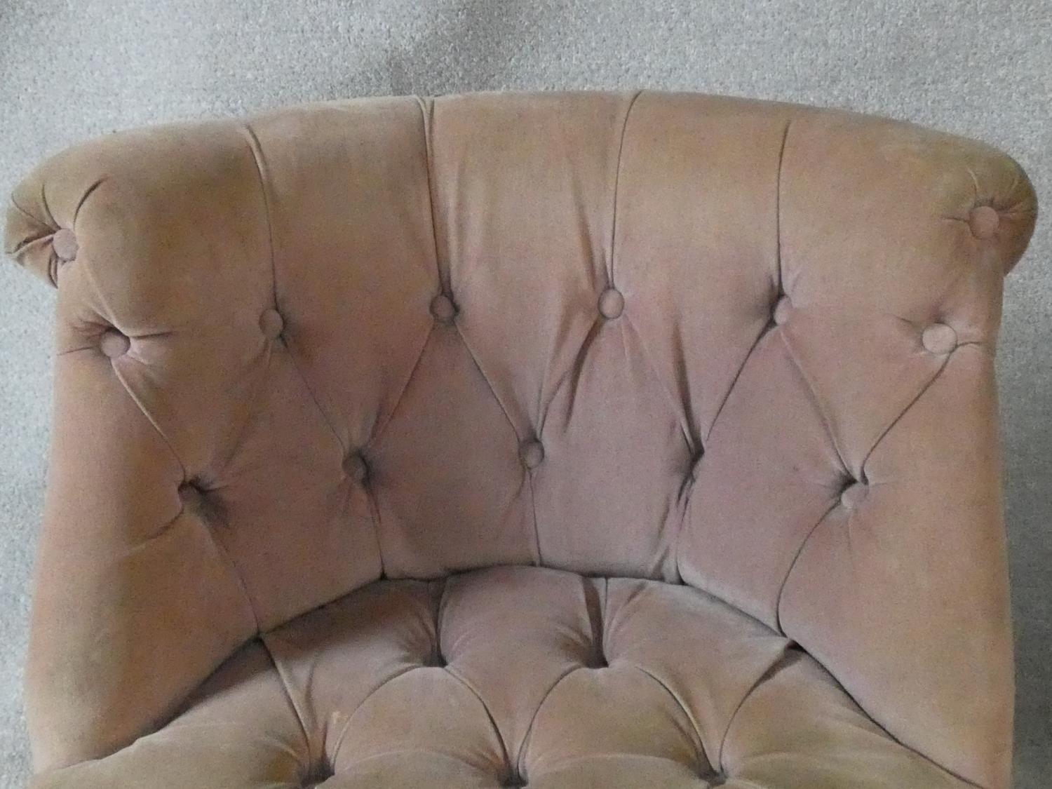 A pair of distressed painted bedroom tub chairs in buttoned upholstery on turned tapering - Image 5 of 9