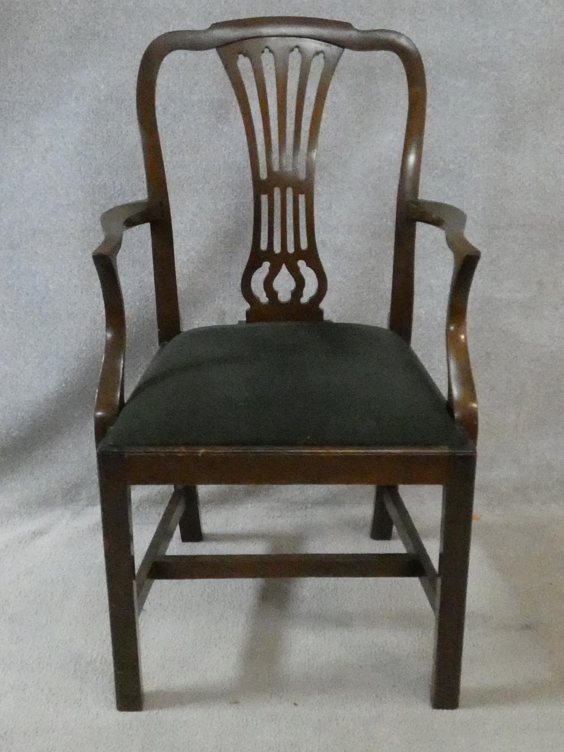 A set of eight late 19th century Georgian style mahogany dining chairs with pierced vase splats - Image 8 of 12