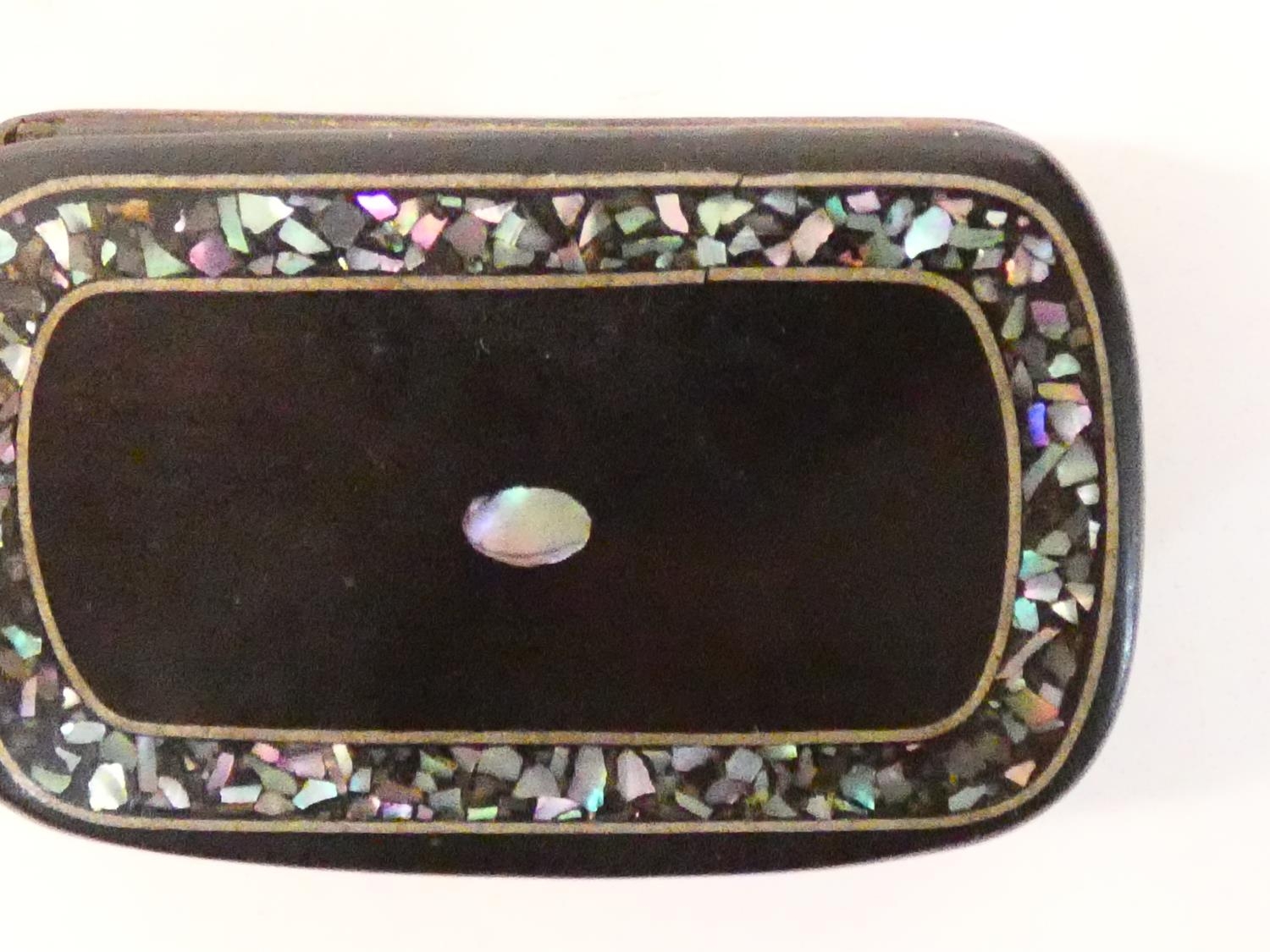 Two Victorian black papier-mâché snuff boxes inlaid with chips of abalone shell, and a shell border. - Image 7 of 7