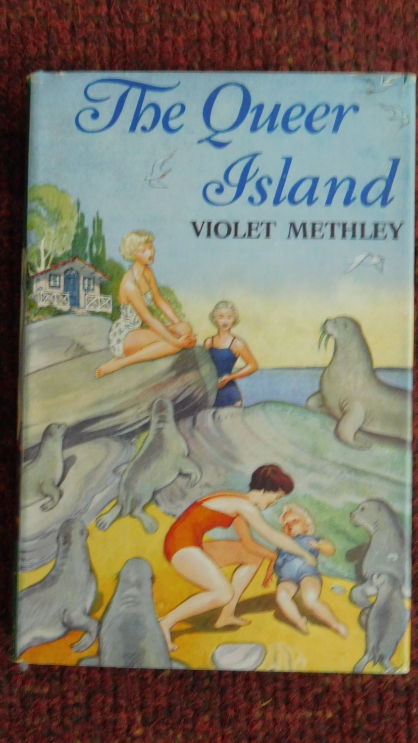 A collection of forty vintage books to include children's adventure stories, a selection of 50's - Image 11 of 11