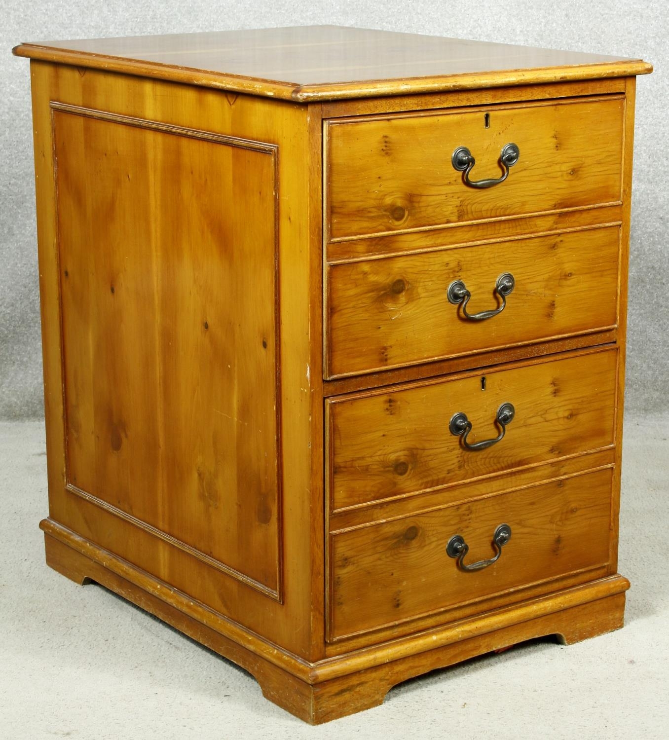 Two Georgian style yew wood two drawer filing cabinets. H.77 W.54 D.69cm - Image 3 of 8