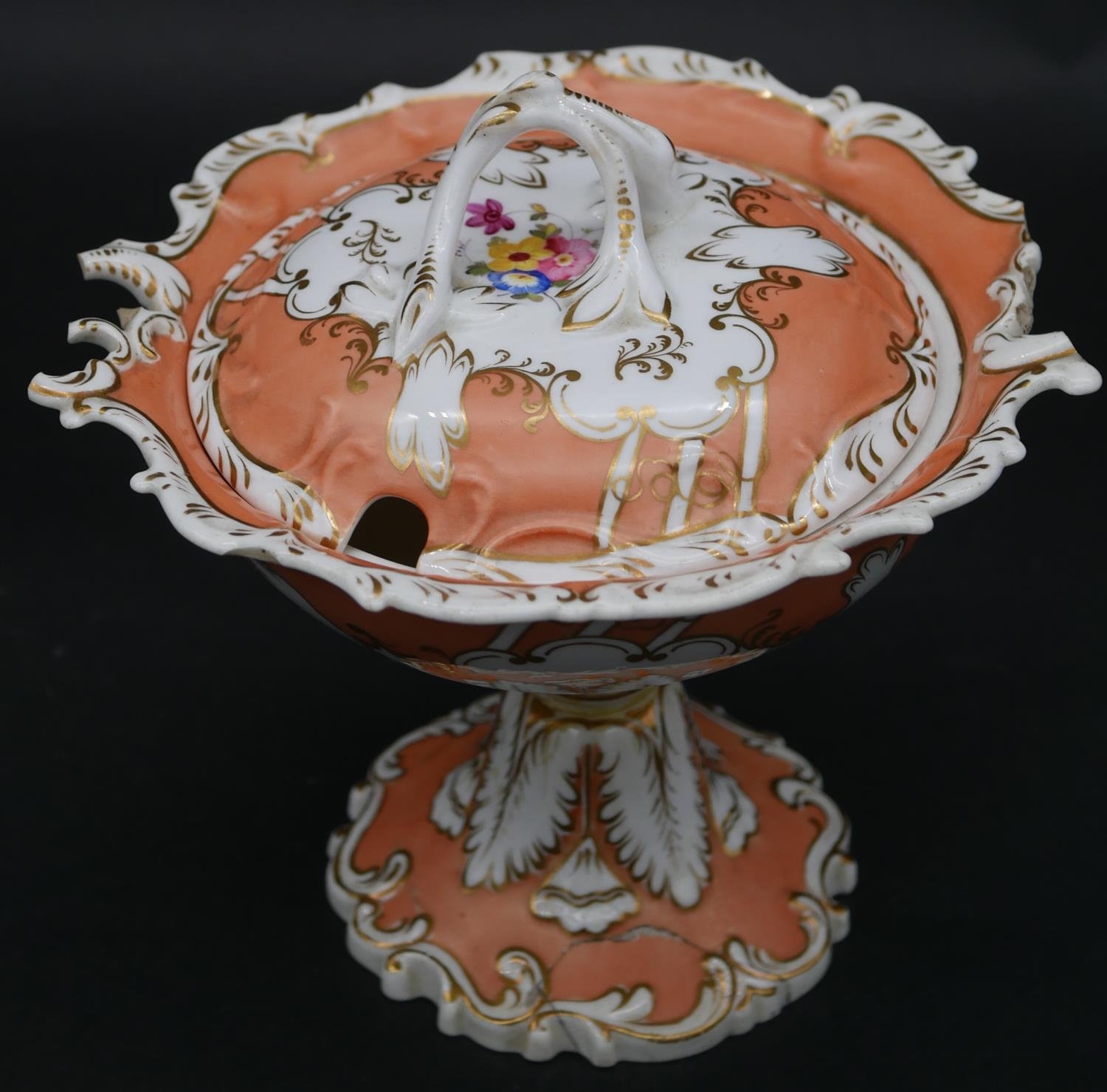 A pair of 19th century Chamberlains Worcester lidded bon bon dishes and the matching side plates - Image 4 of 9