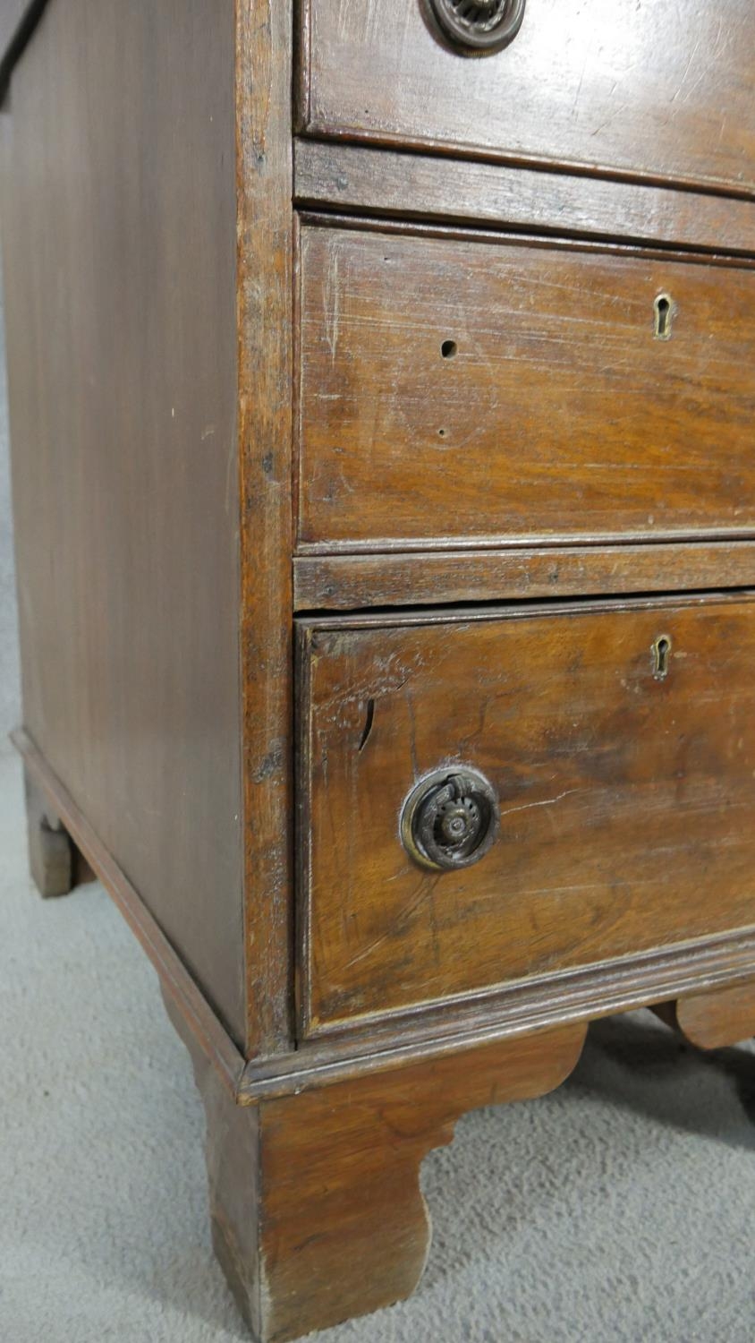 A 19th century mahogany three section pedestal desk with inset leather top resting on bracket - Image 3 of 9