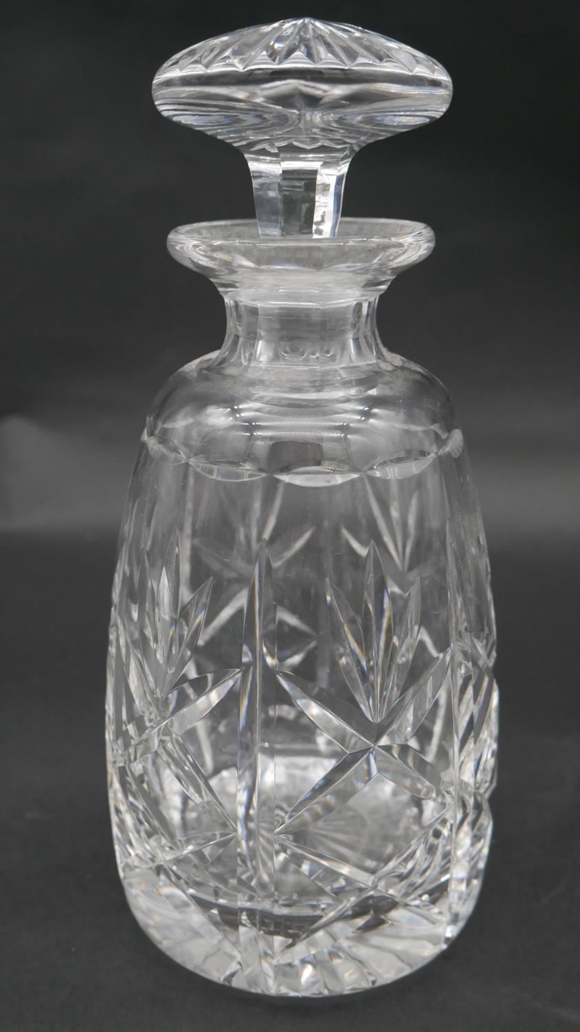 A pair of mallett form cut crystal decanters with stoppers and two other decanters. H.26.5cm ( - Image 6 of 7