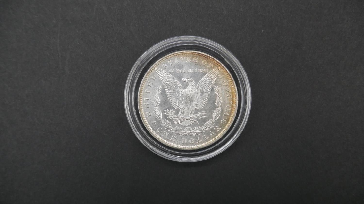 A collection of silver coins. Including a 1976 US uncirculated Silver proof Bicentennial 3 Coin Set, - Image 6 of 9