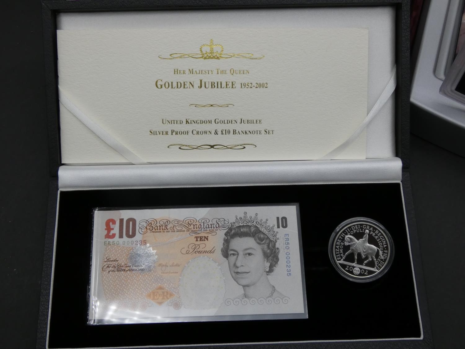 Royal Mint UK Golden Jubilee silver proof crown and £10 banknote cased set (2002) with COA, 2001 - Image 2 of 4
