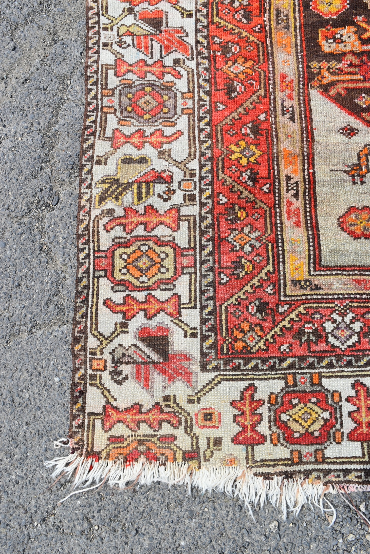 An antique Persian Malayer carpet with central hooked pole medallion on a stylised floral field - Image 3 of 6