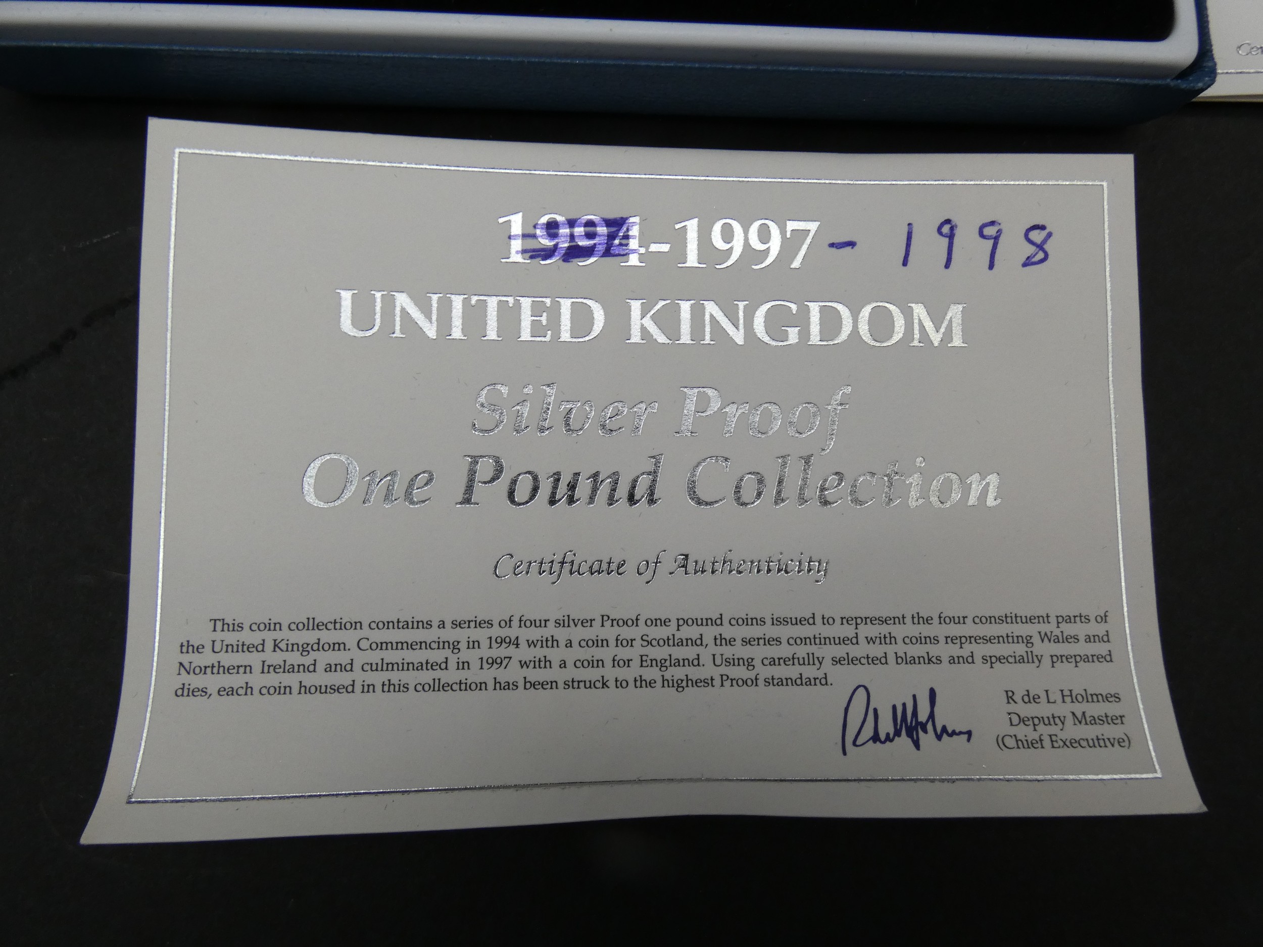 Royal Mint 2003 and 2004 United Kingdom silver proof landmarks pattern set with COAs and in - Image 6 of 9