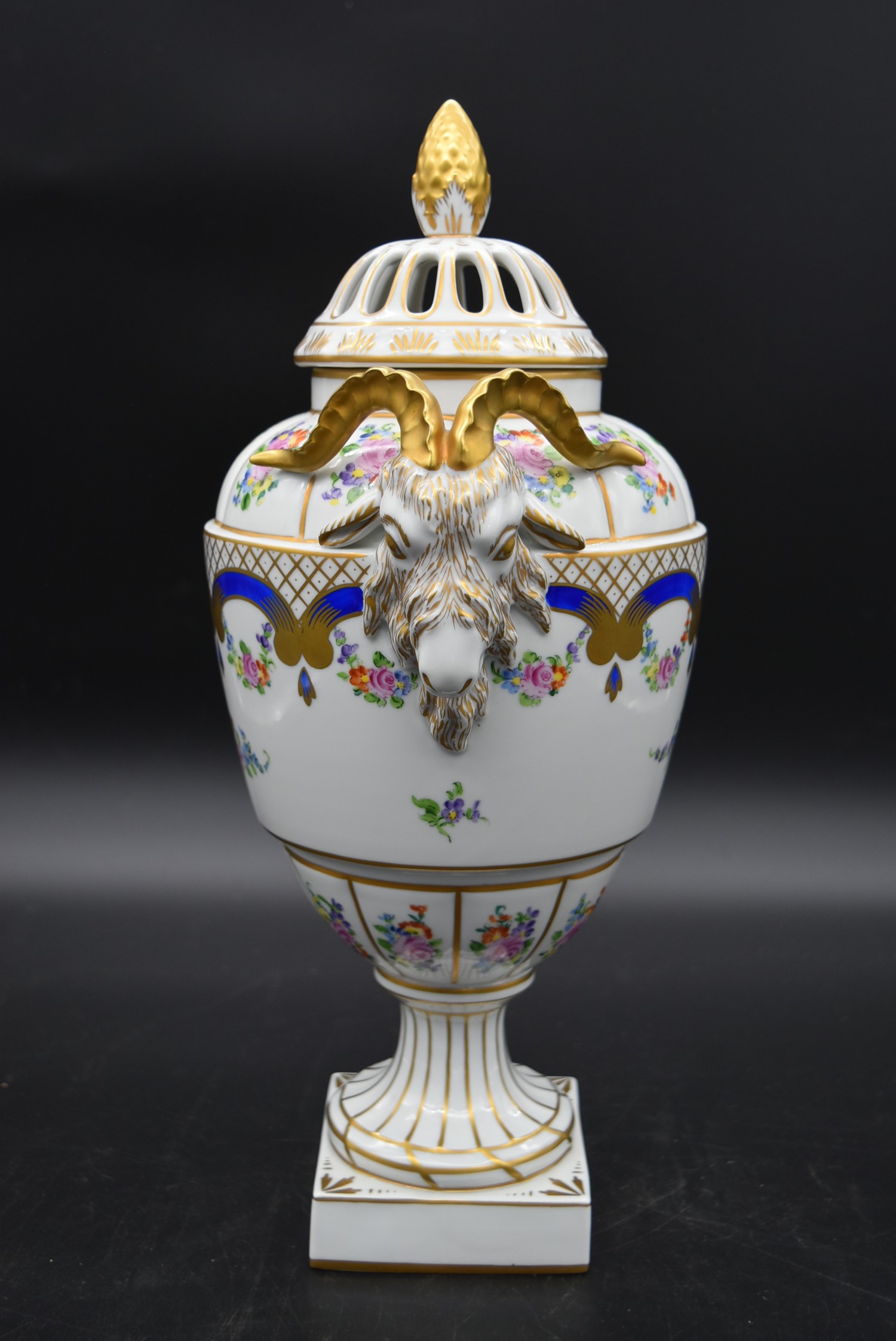 A Dresden neo classical style hand gilded and decorated lidded urn with twin ram's head handles - Image 3 of 7