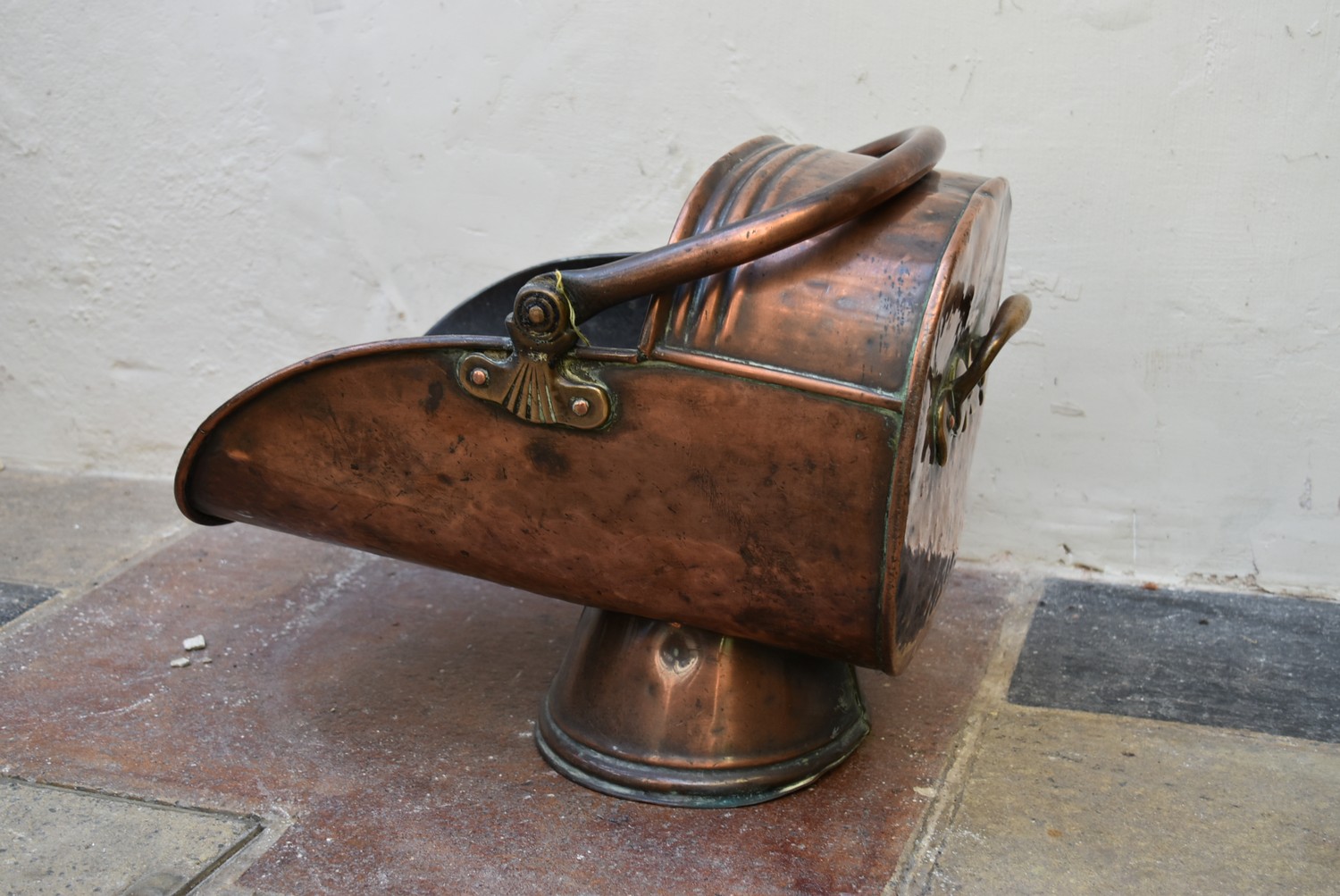 A 19th century copper helmet shaped coal scuttle with brass swing handle. H.41cm - Image 3 of 7