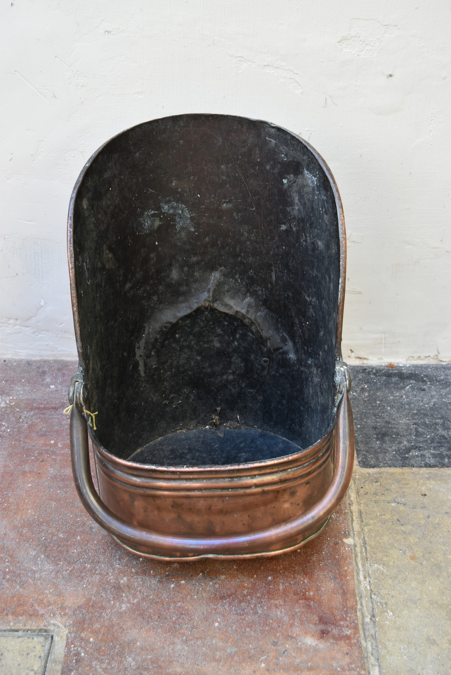 A 19th century copper helmet shaped coal scuttle with brass swing handle. H.41cm - Image 4 of 7