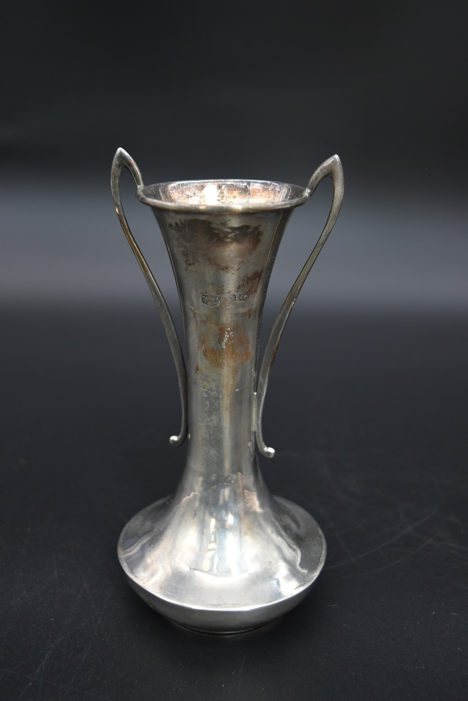 A collection of silver to include an English hallmarked silver waisted vase and a pierced dish as - Image 7 of 9