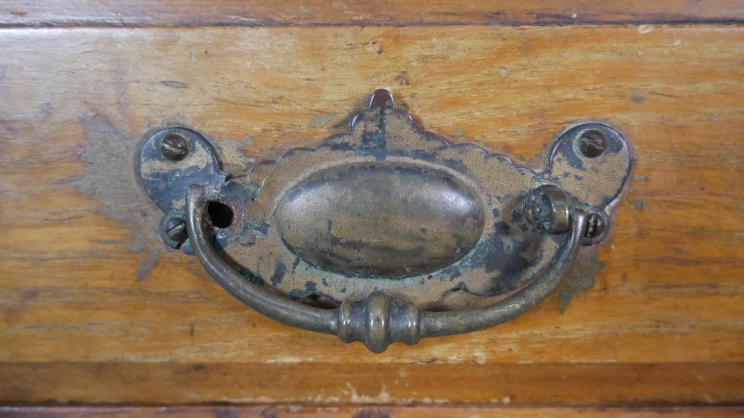 A late Victorian satin walnut washstand with carved and tiled mirrored upstand above marble top - Image 6 of 12