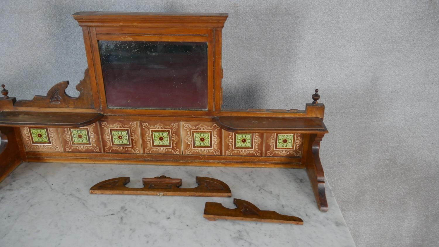 A late Victorian satin walnut washstand with carved and tiled mirrored upstand above marble top - Image 9 of 12