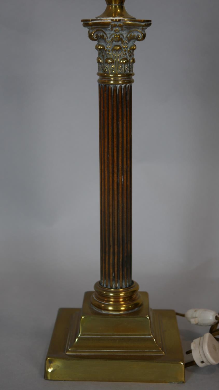 A brass Corinthian column table lamp base and an Eastern style brass table lamp and shade. H.51cm ( - Image 6 of 8