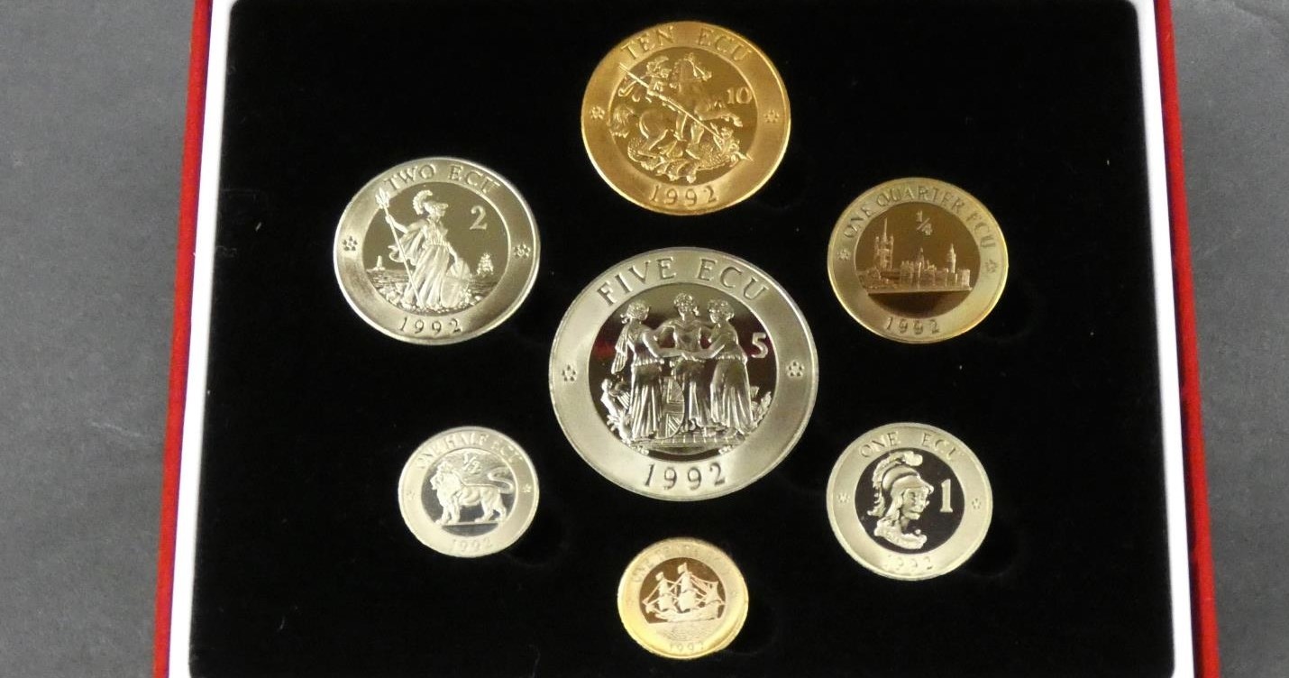 A Royal Mint United Kingdom, 1992 piedfort ecu seven coin proof set, 10 ecu to 1/10th ecu, in a - Image 2 of 2