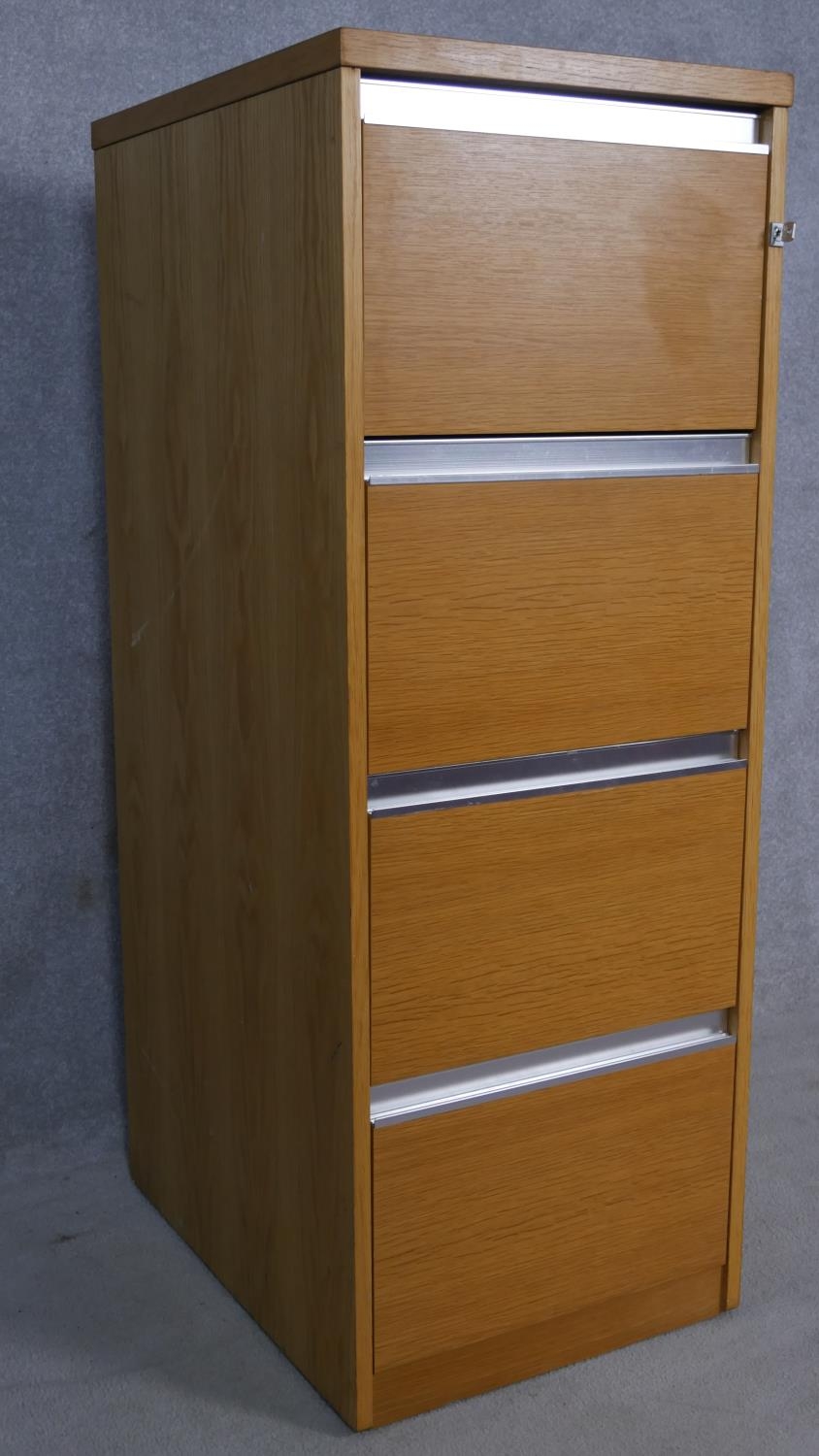 A vintage light oak veneered and aluminium four drawer filing cabinet with lock and key. H.133 W. - Image 6 of 6