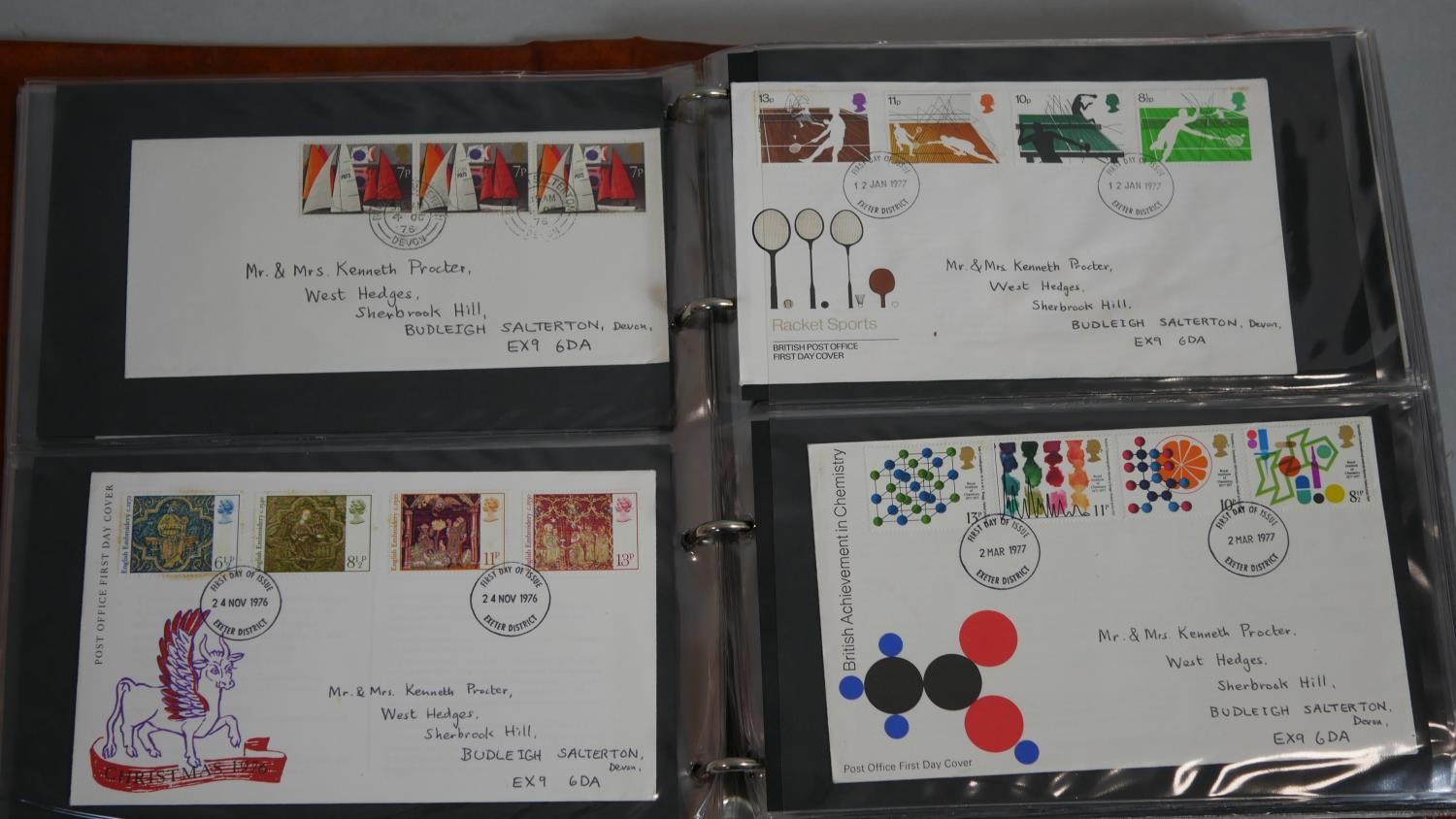 A large collection of loose world stamps and a Post Office leather effect binder of various first - Image 7 of 9