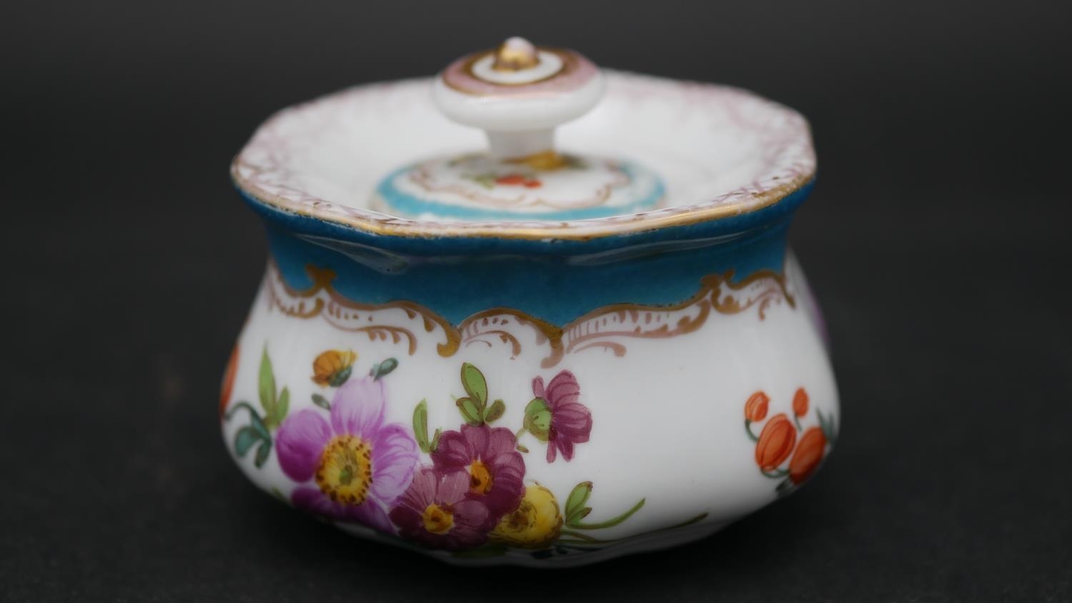 Various items of Dresden and Continental hand painted porcelain to include two cups with saucers, - Image 18 of 21