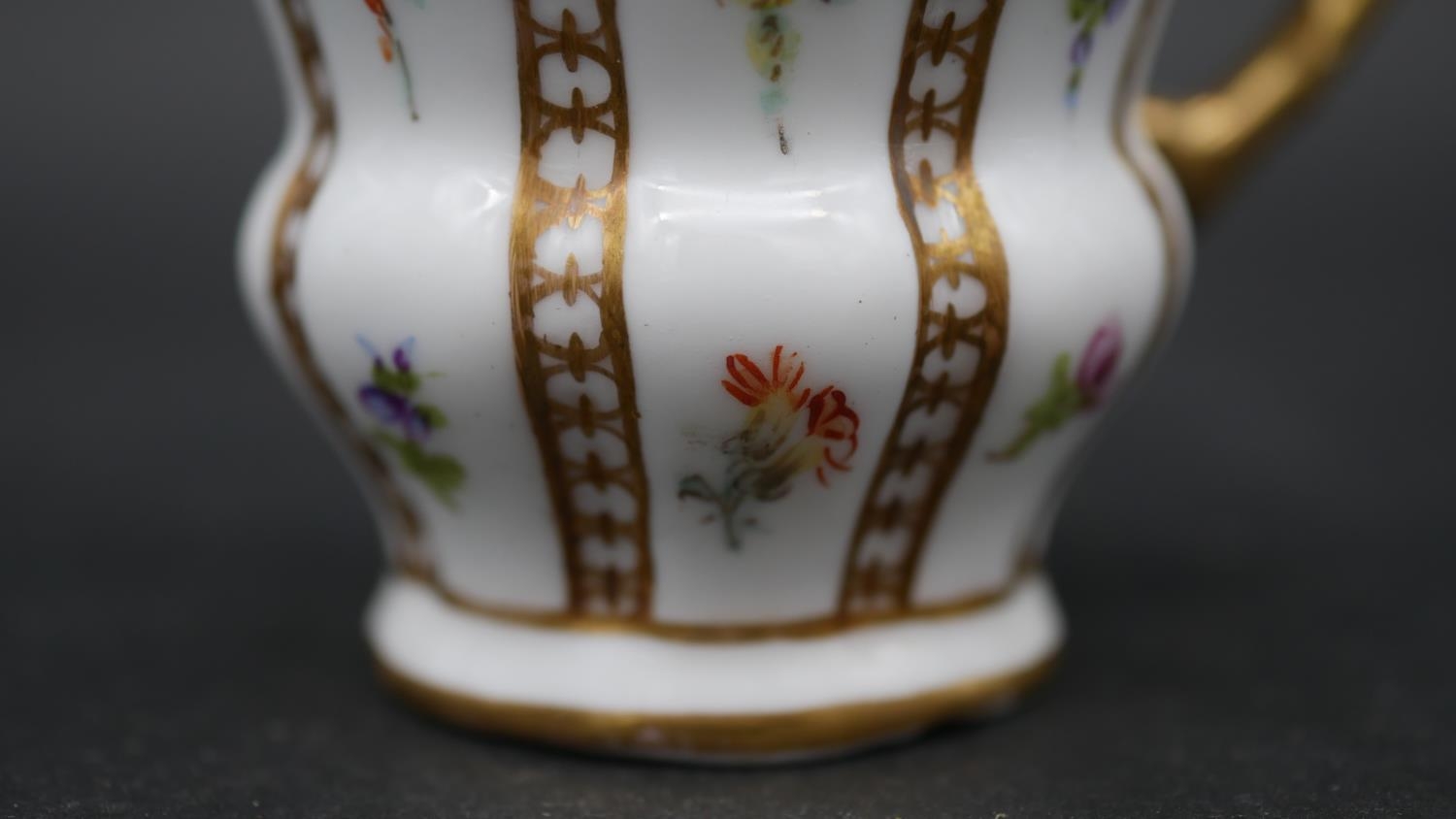 Various items of Dresden and Continental hand painted porcelain to include two cups with saucers, - Image 15 of 21