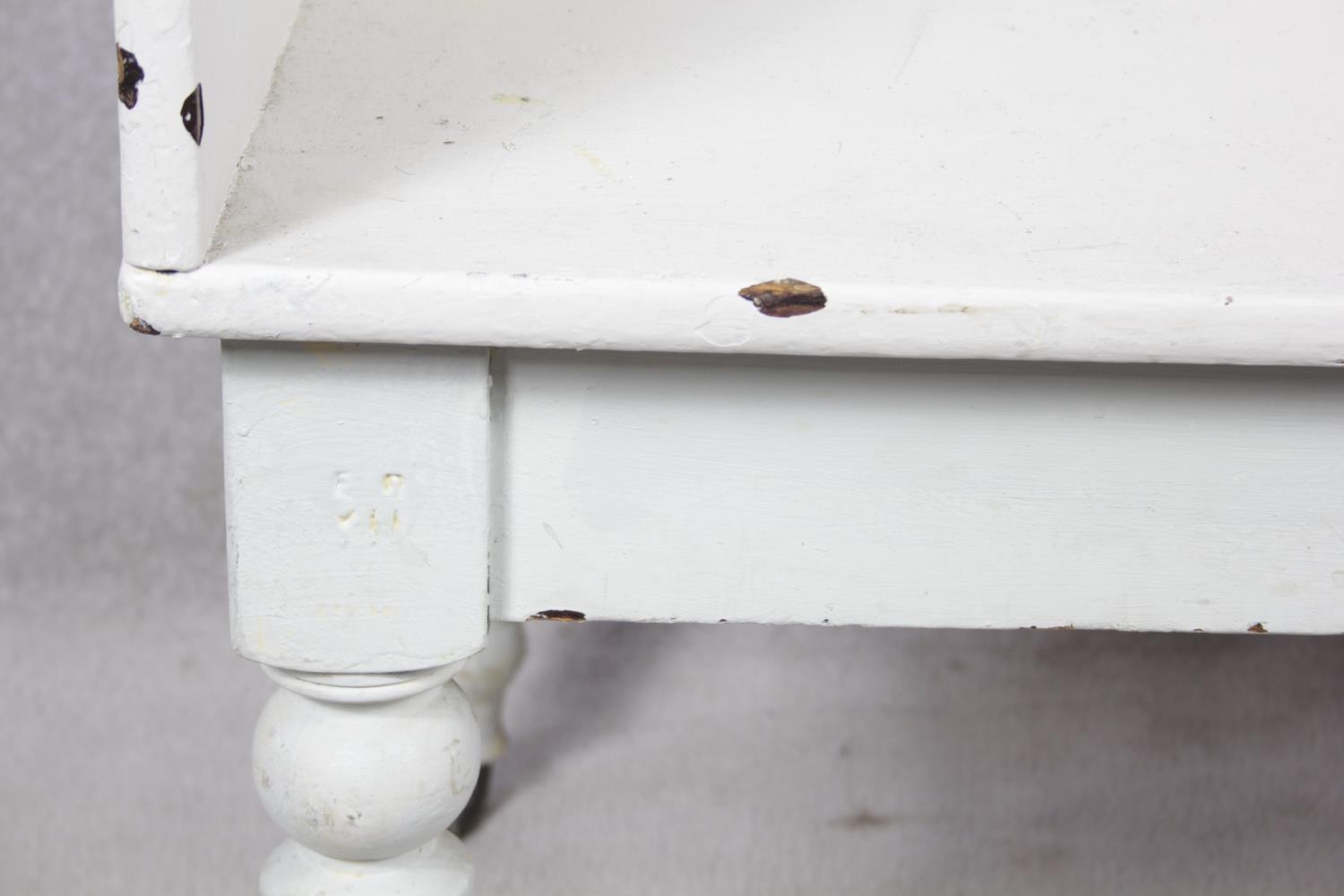 A 19th century white painted hall seat on turned tapering supports. H.80 W.90 D.60cm - Image 4 of 11