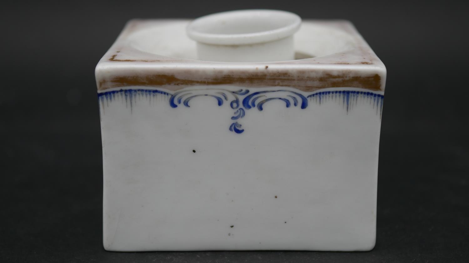 A collection of ceramic items. To include a gilded white metal rimmed Sevres porcelain bowl, an - Image 2 of 15